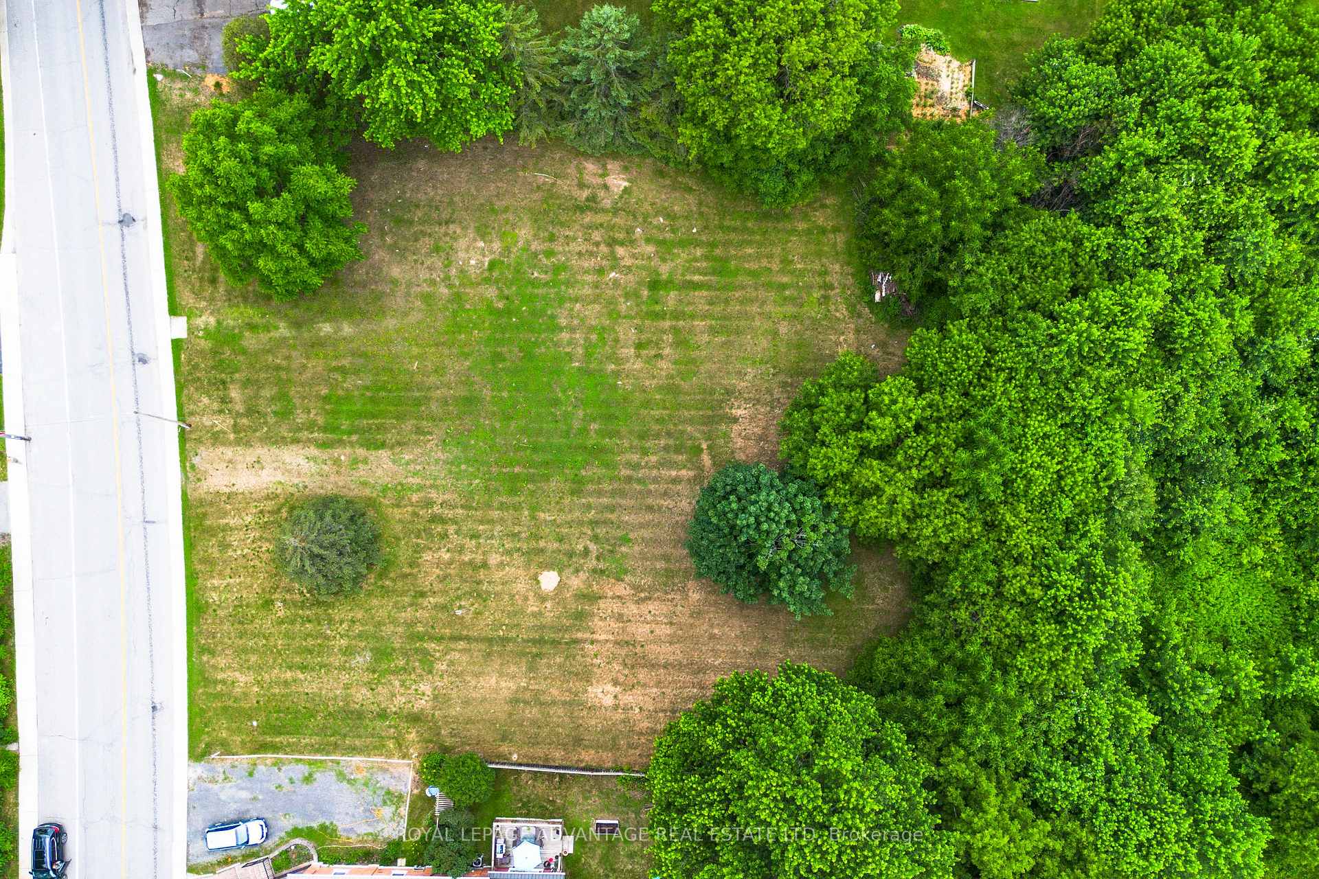 Photo 4 of 10561 Main Street, North Dundas, North Dundas (Mountain) Twp — HOMEH