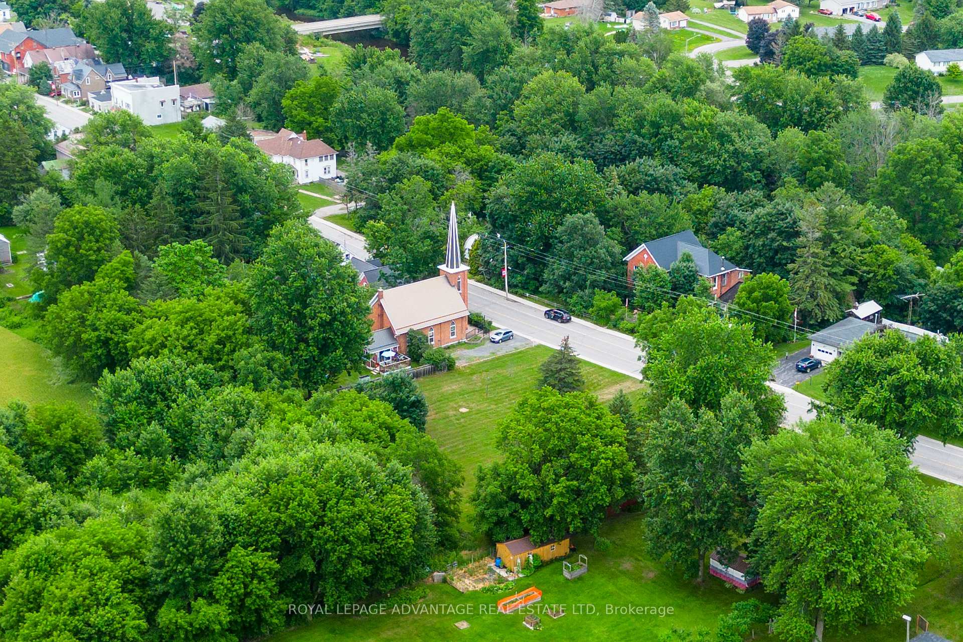 Photo 8 of 10561 Main Street, North Dundas, North Dundas (Mountain) Twp — HOMEH