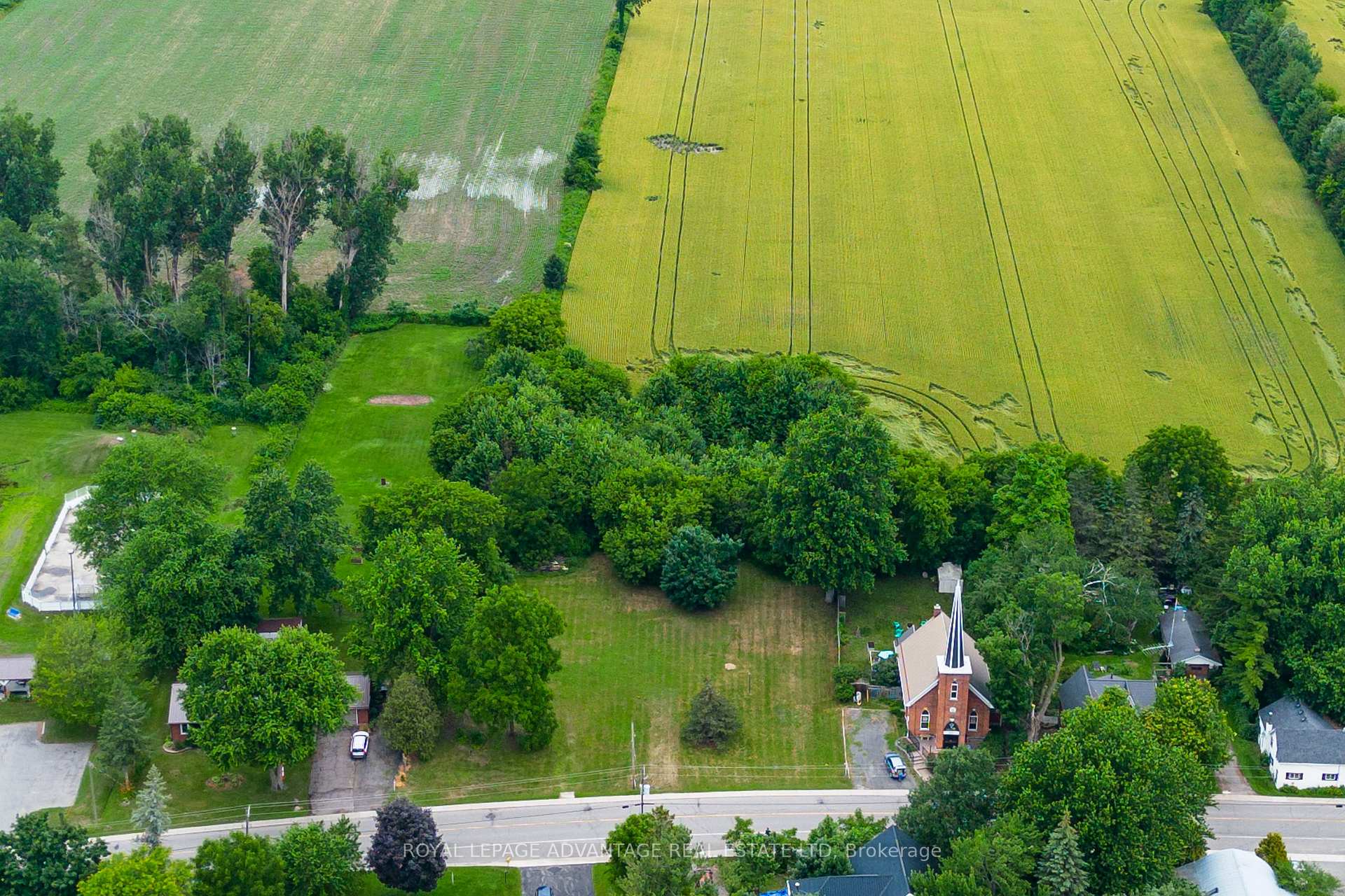 Photo 10 of 10561 Main Street, North Dundas, North Dundas (Mountain) Twp — HOMEH