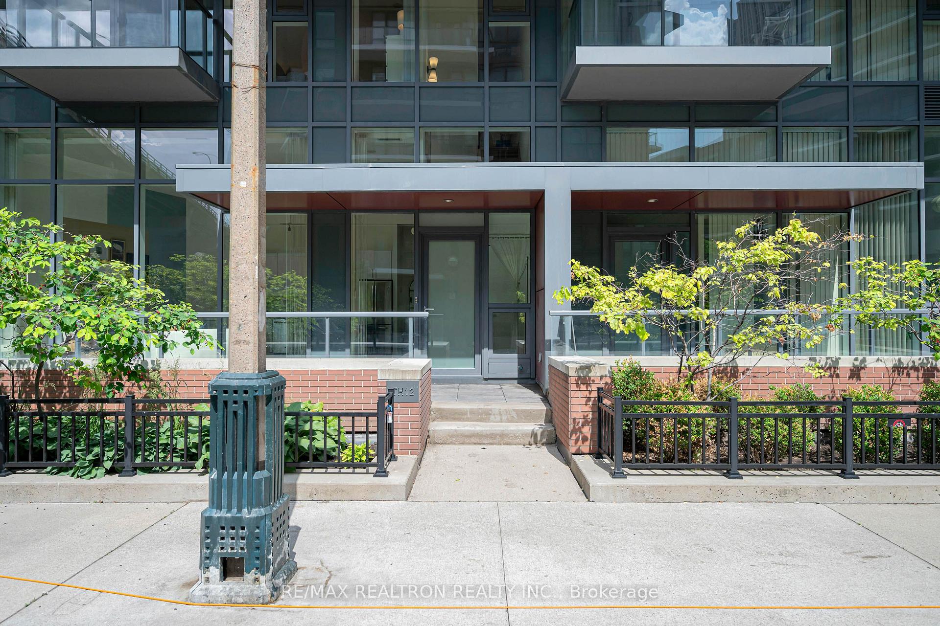 Photo 1 of Unit TH12, 20 Bruyeres Mews, Toronto, Waterfront Communities — HOMEH