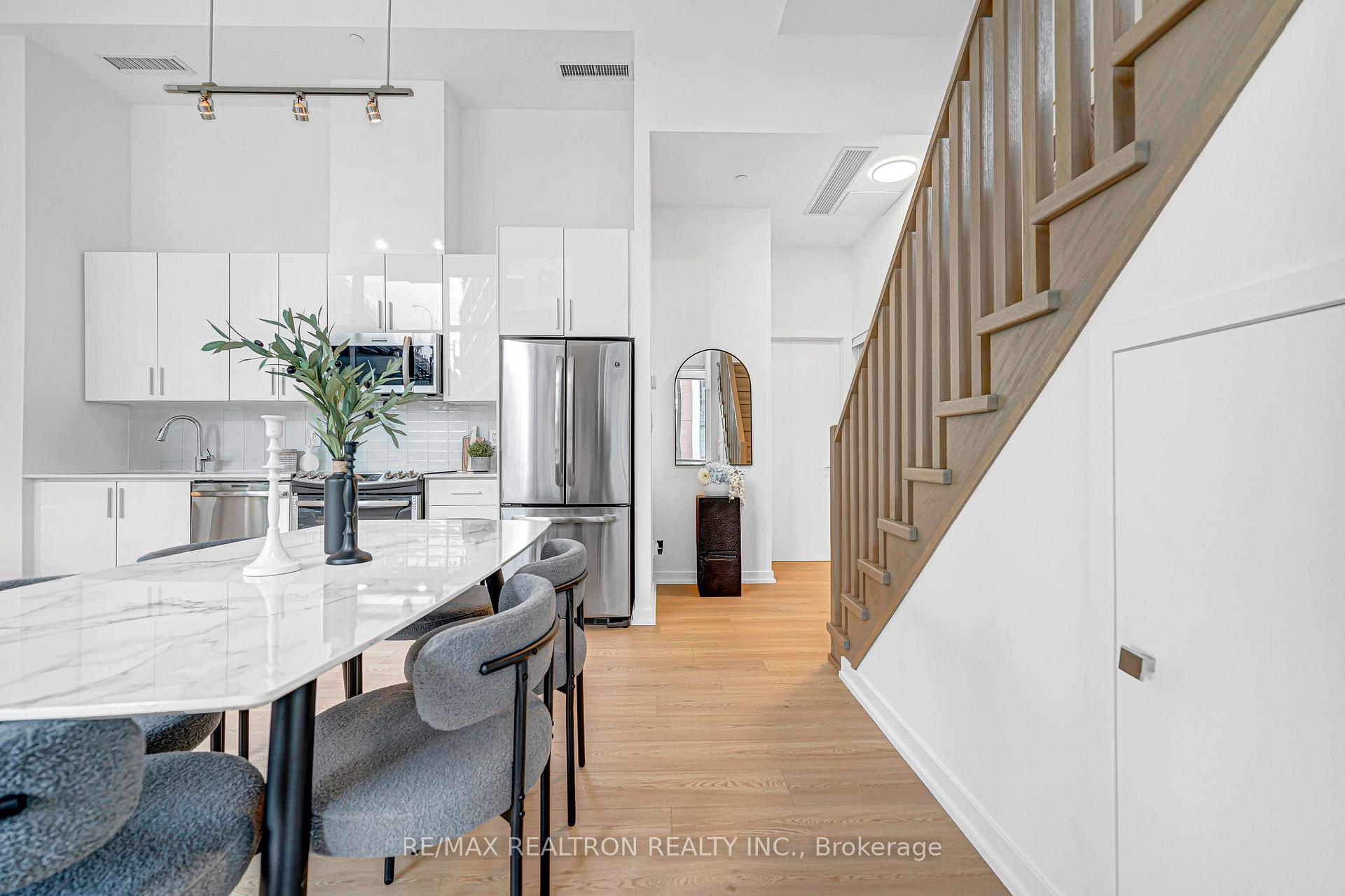 Photo 12 of Unit TH12, 20 Bruyeres Mews, Toronto, Waterfront Communities — HOMEH