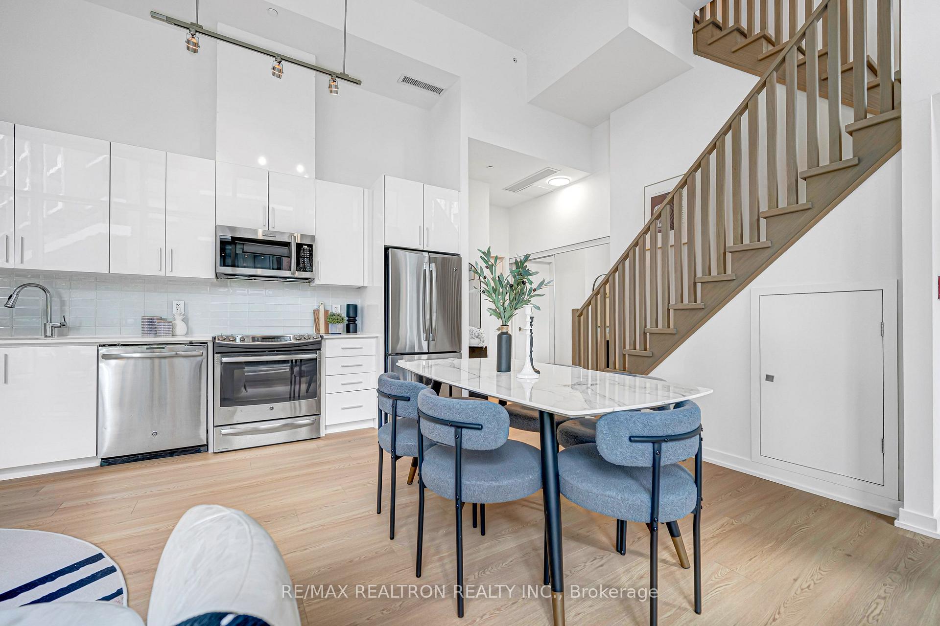 Photo 17 of Unit TH12, 20 Bruyeres Mews, Toronto, Waterfront Communities — HOMEH