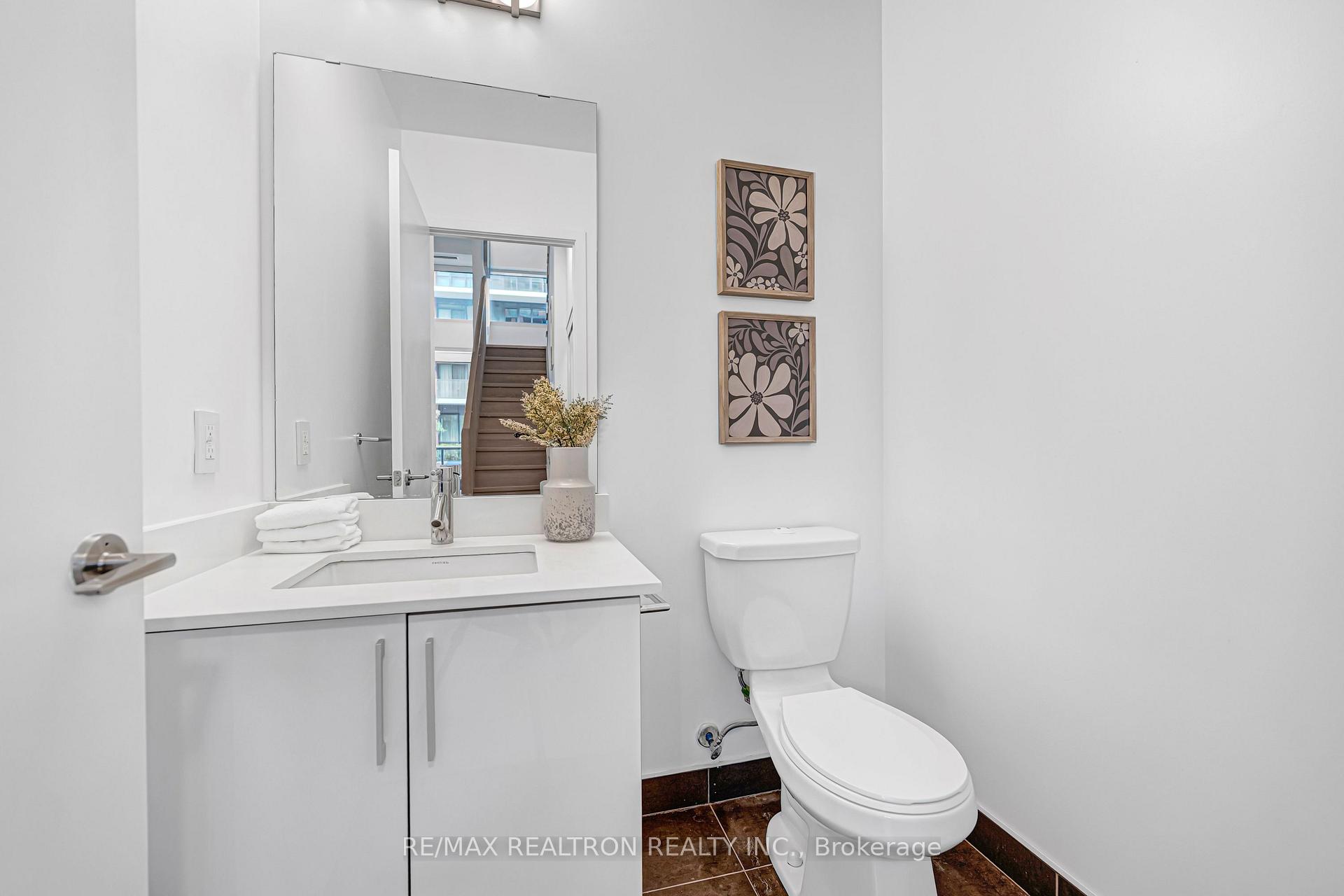 Photo 20 of Unit TH12, 20 Bruyeres Mews, Toronto, Waterfront Communities — HOMEH