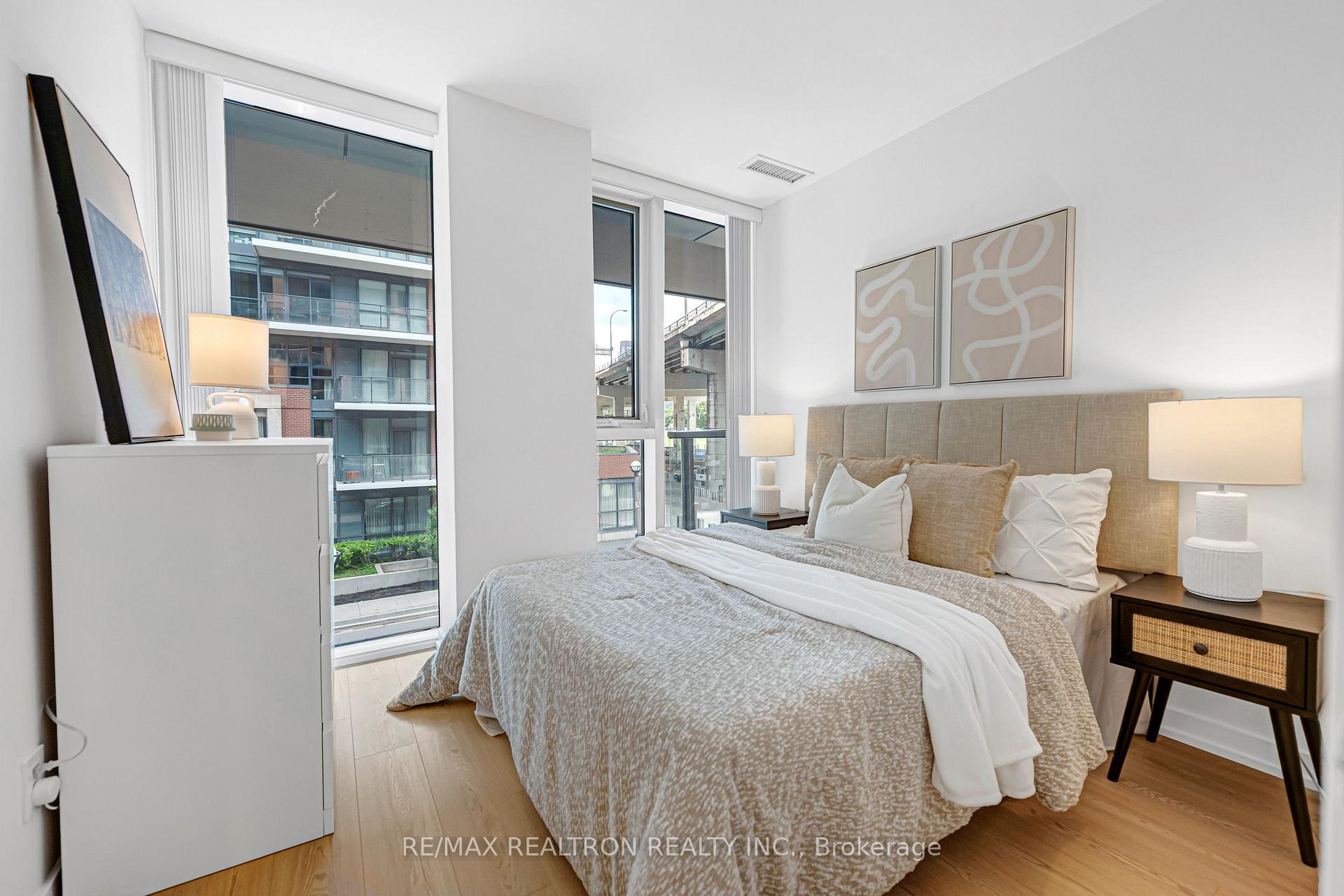 Photo 21 of Unit TH12, 20 Bruyeres Mews, Toronto, Waterfront Communities — HOMEH