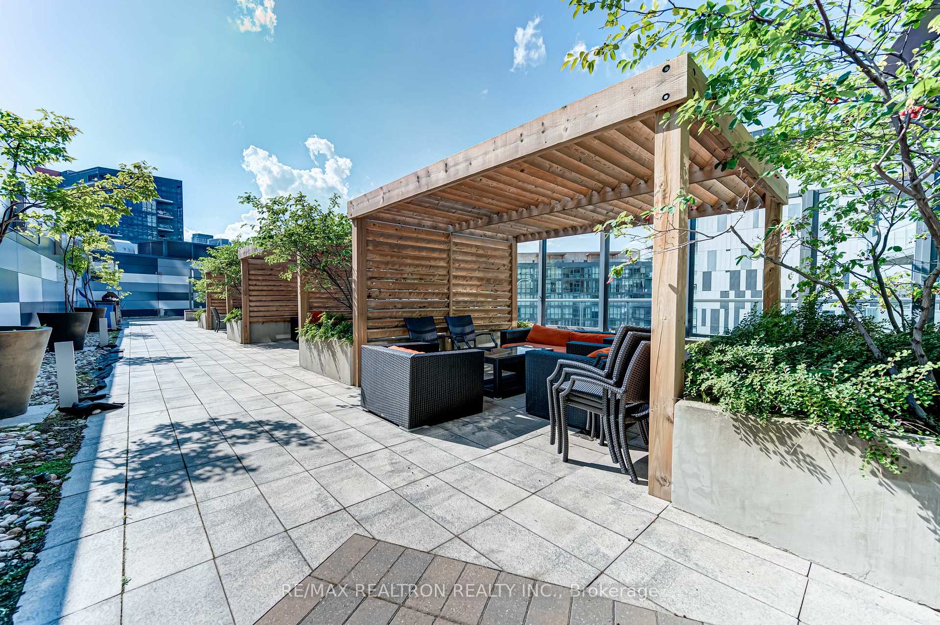 Photo 36 of Unit TH12, 20 Bruyeres Mews, Toronto, Waterfront Communities — HOMEH