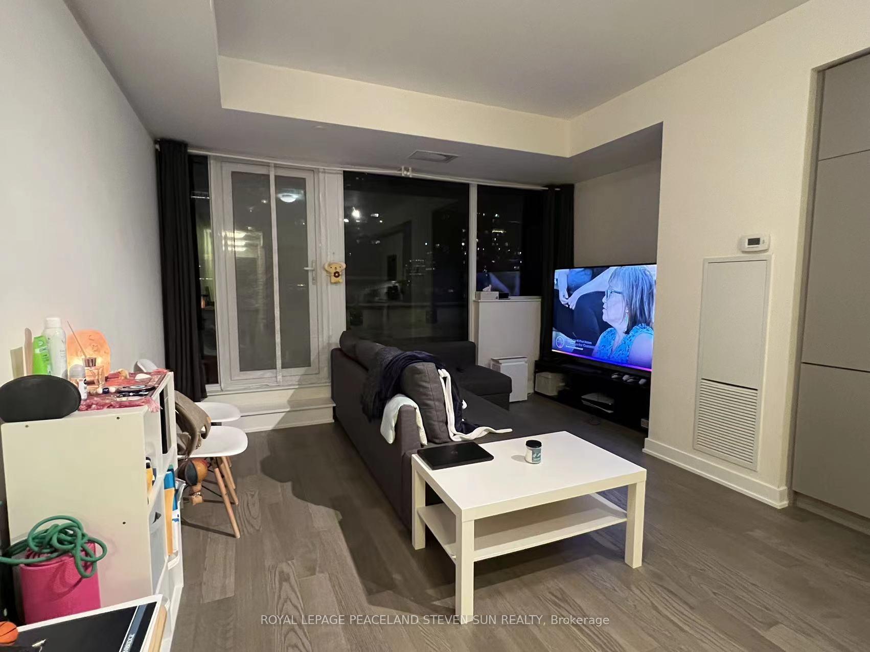 Photo 11 of Unit 904, 17 Dundonald Street, Toronto, Church-Yonge Corridor — HOMEH