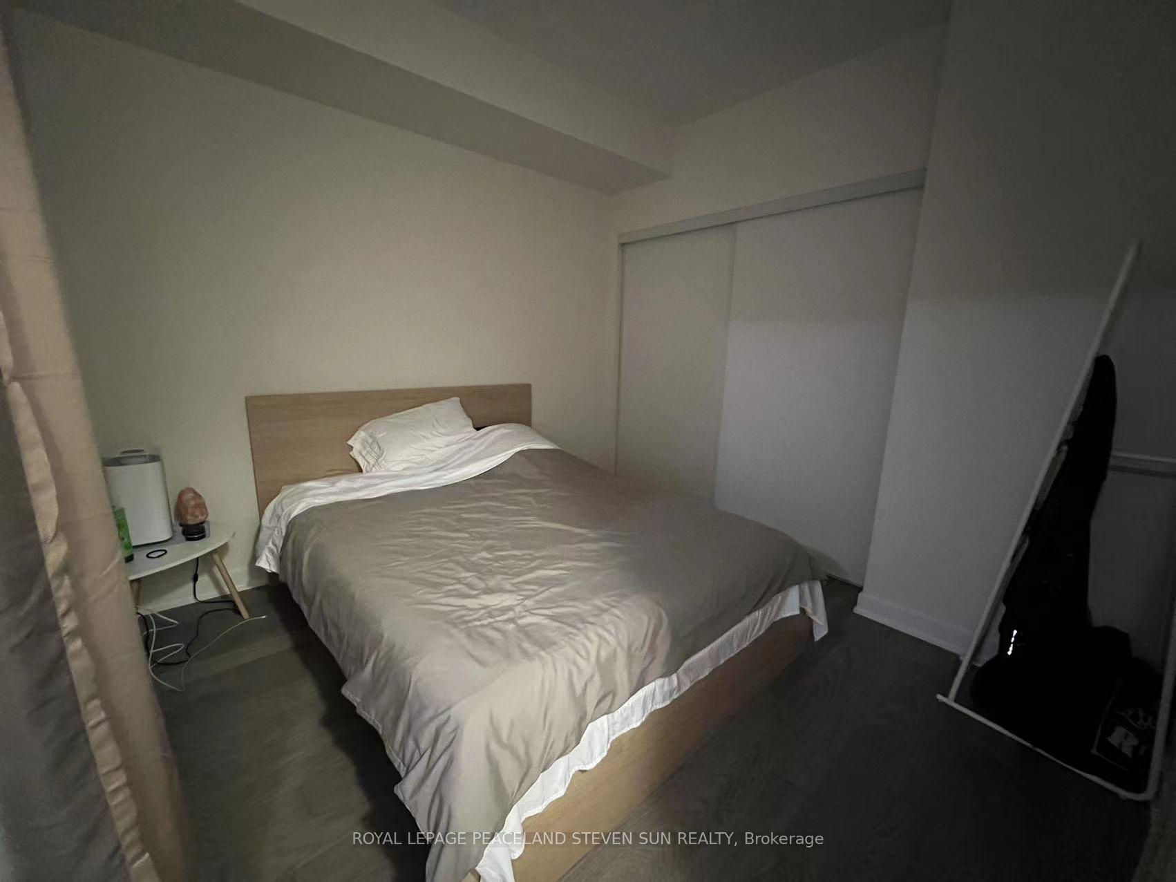 Photo 12 of Unit 904, 17 Dundonald Street, Toronto, Church-Yonge Corridor — HOMEH