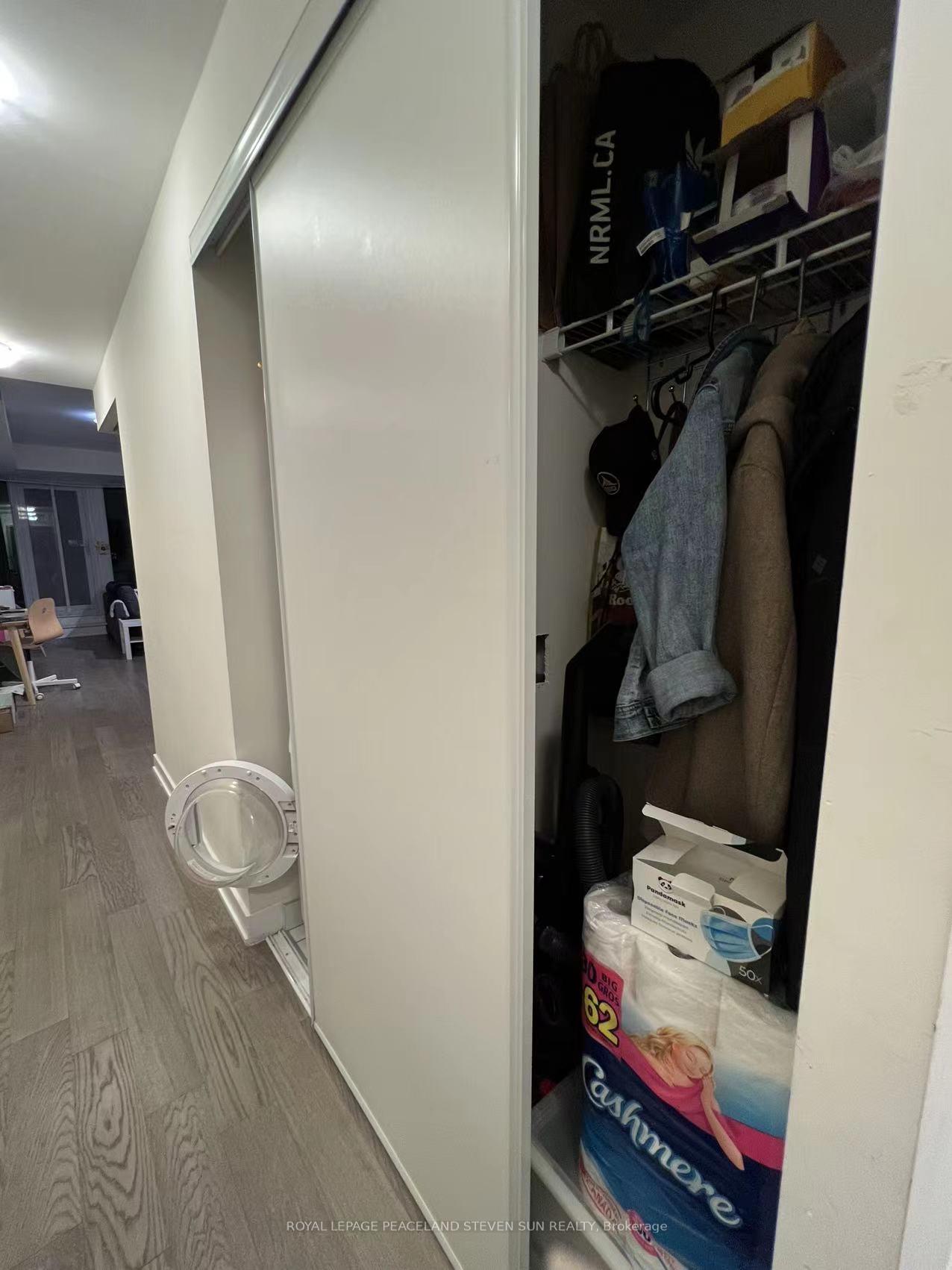Photo 17 of Unit 904, 17 Dundonald Street, Toronto, Church-Yonge Corridor — HOMEH
