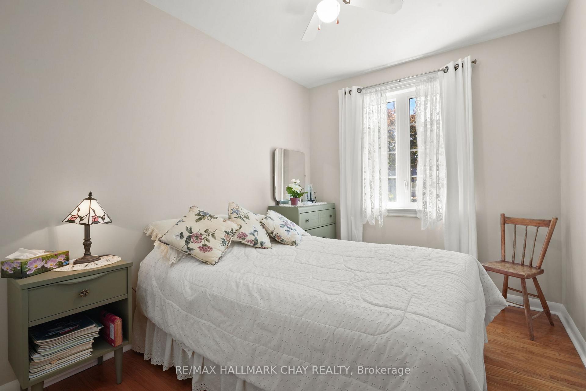 Photo 22 of 34 Elm Street, New Tecumseth, Alliston — HOMEH