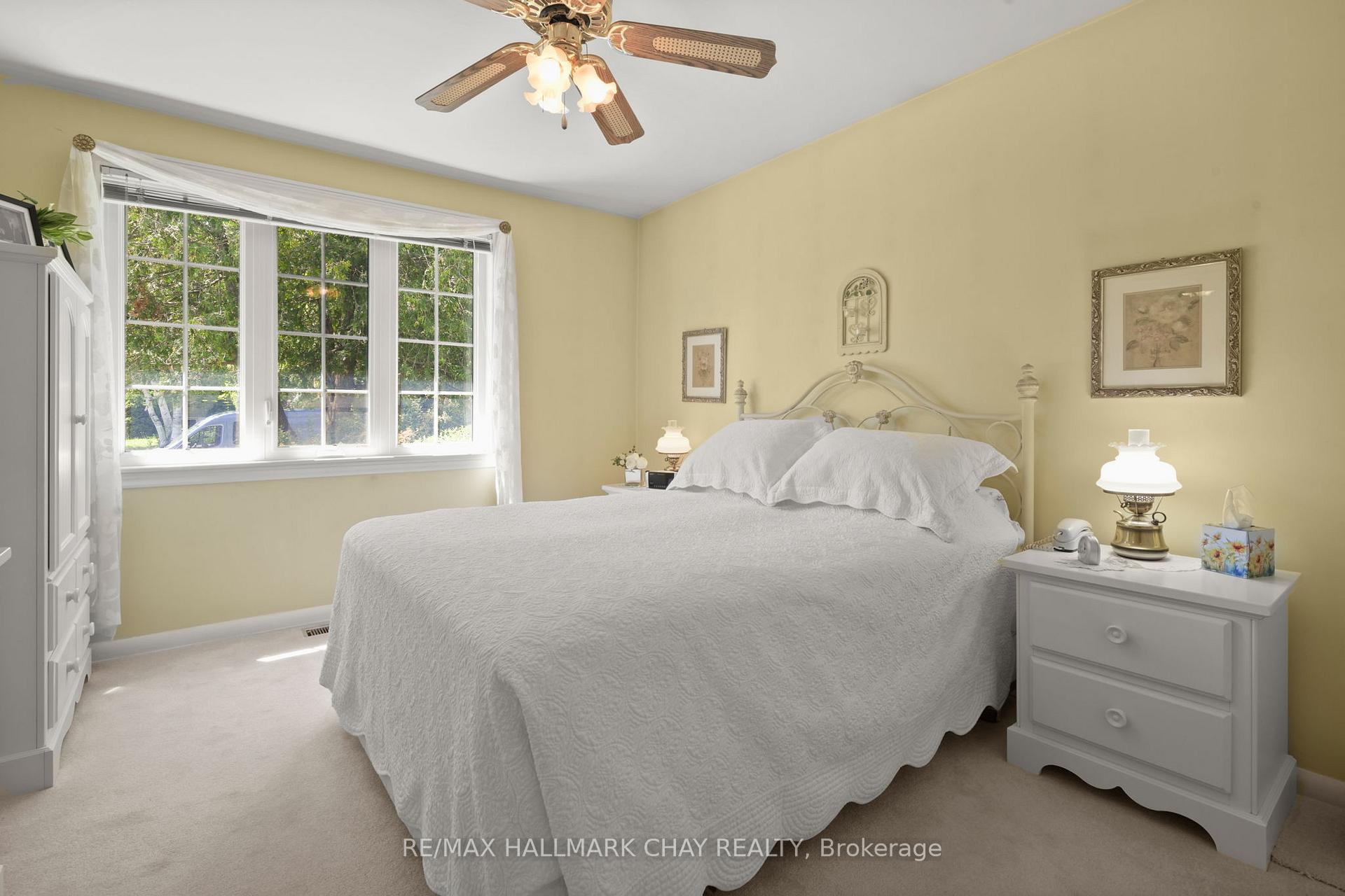 Photo 23 of 34 Elm Street, New Tecumseth, Alliston — HOMEH