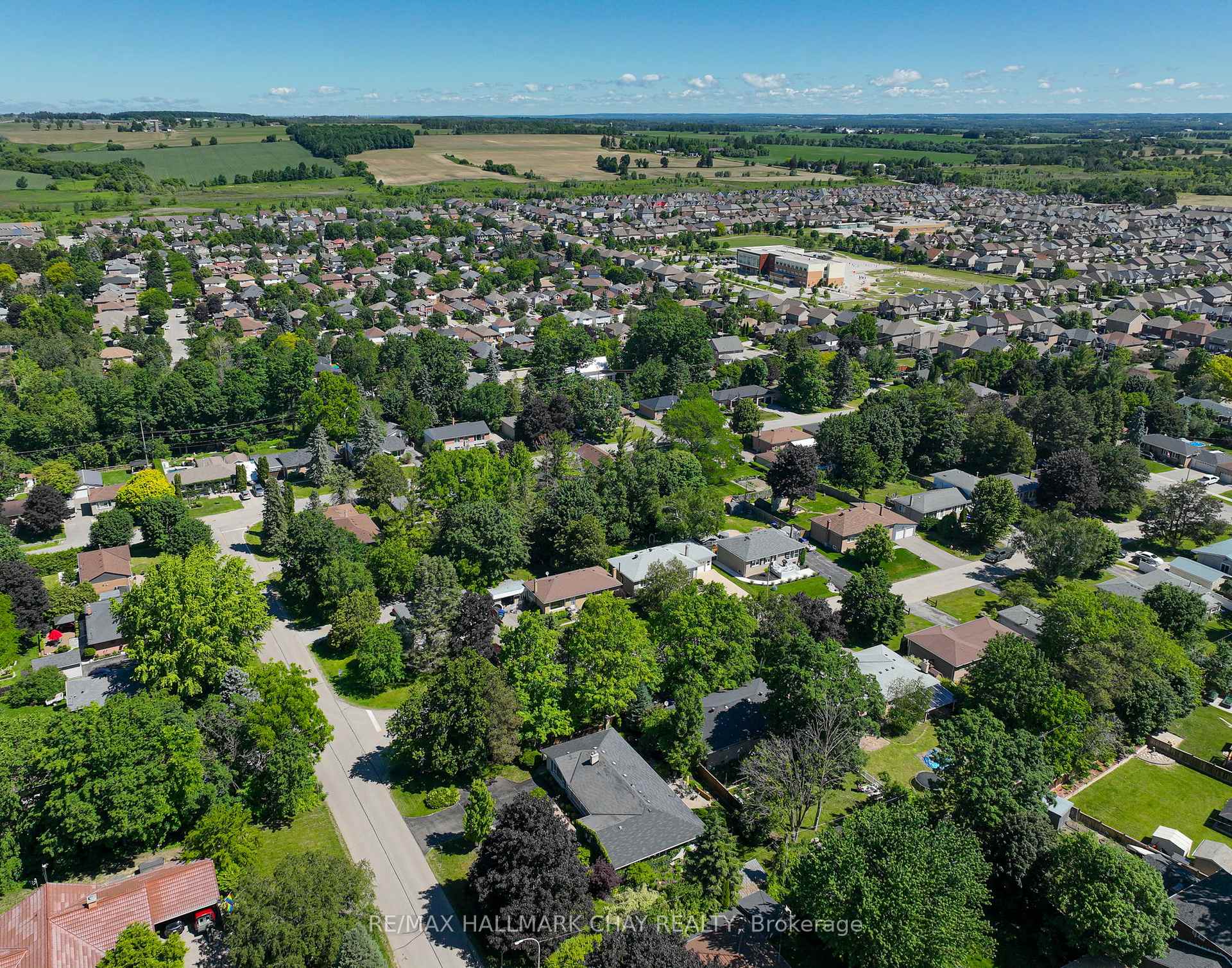 Photo 38 of 34 Elm Street, New Tecumseth, Alliston — HOMEH