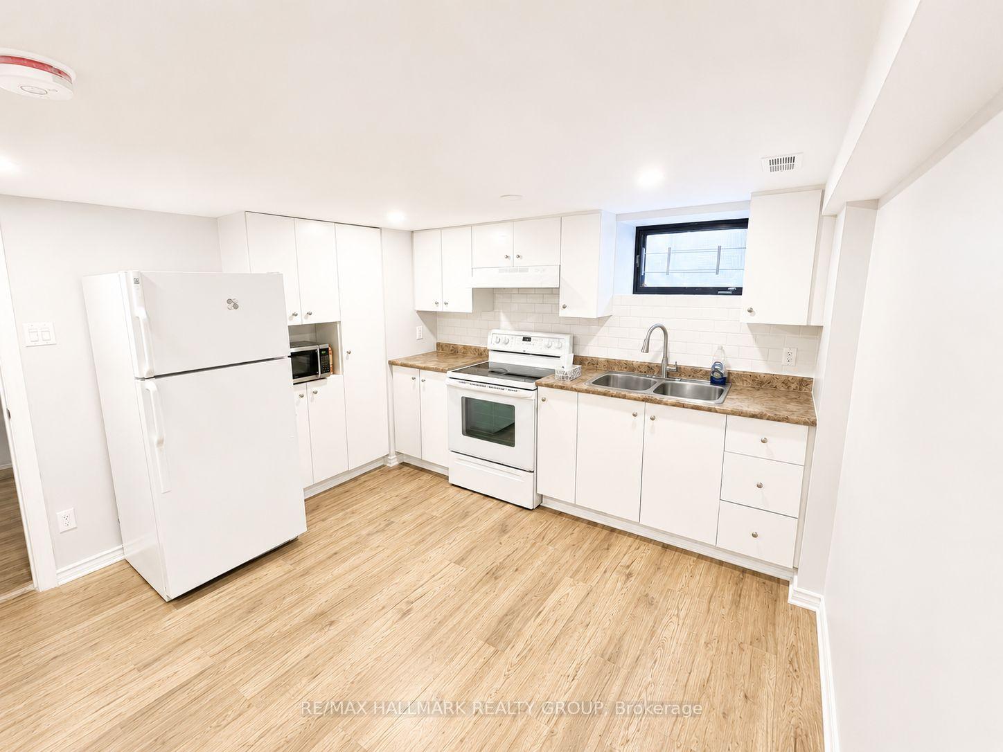 Photo 3 of Unit B, 172 Cobourg Street, Ottawa, Sandy Hill — HOMEH