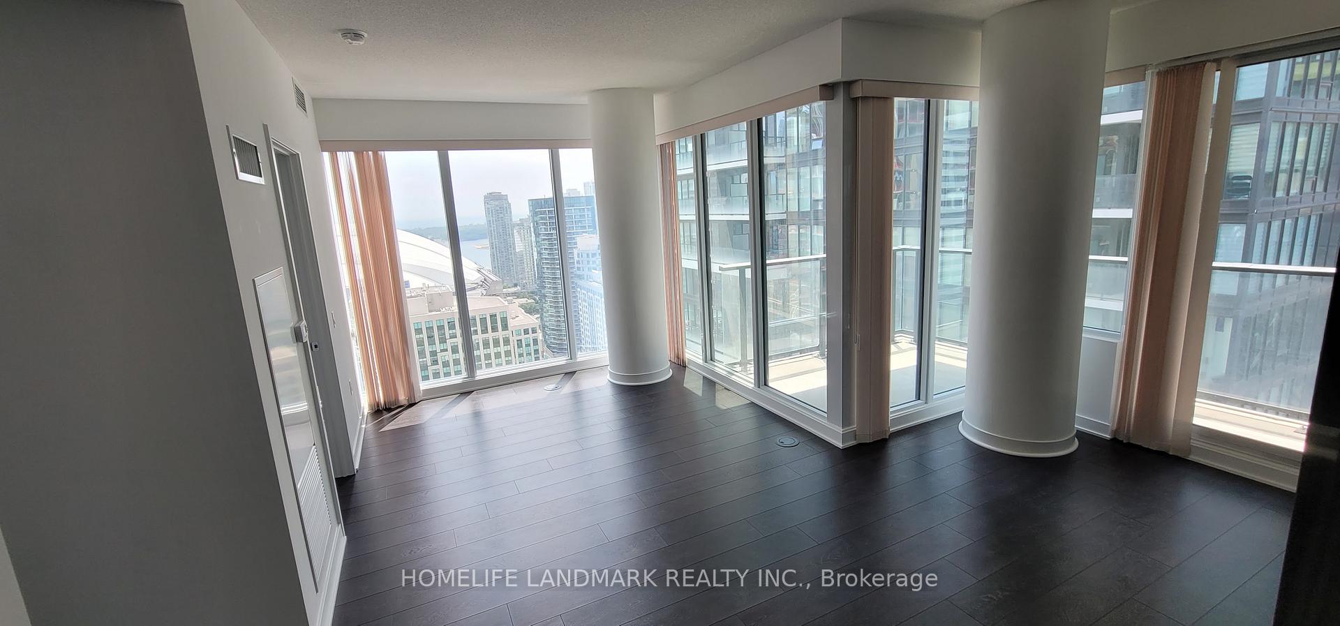 Photo 1 of Unit 3202, 125 Blue Jays Way, Toronto, Waterfront Communities — HOMEH