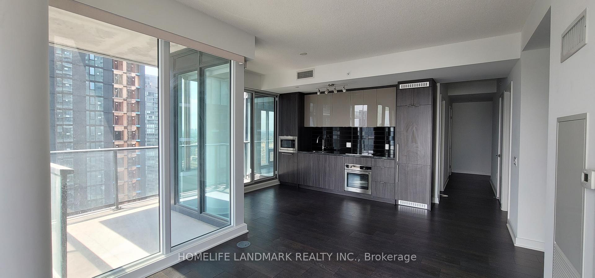 Photo 3 of Unit 3202, 125 Blue Jays Way, Toronto, Waterfront Communities — HOMEH