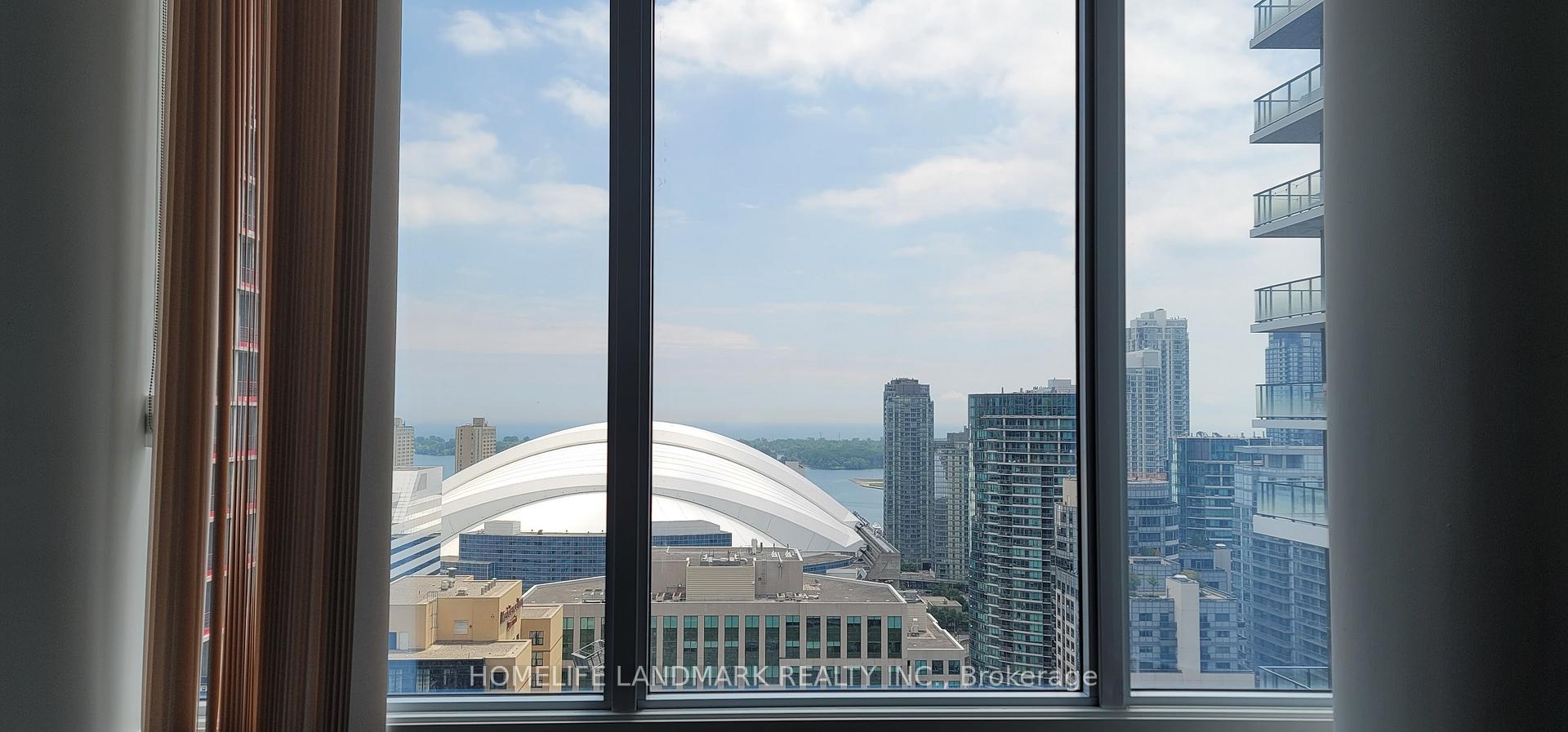 Photo 4 of Unit 3202, 125 Blue Jays Way, Toronto, Waterfront Communities — HOMEH