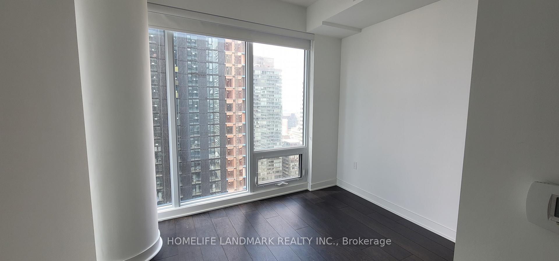 Photo 7 of Unit 3202, 125 Blue Jays Way, Toronto, Waterfront Communities — HOMEH