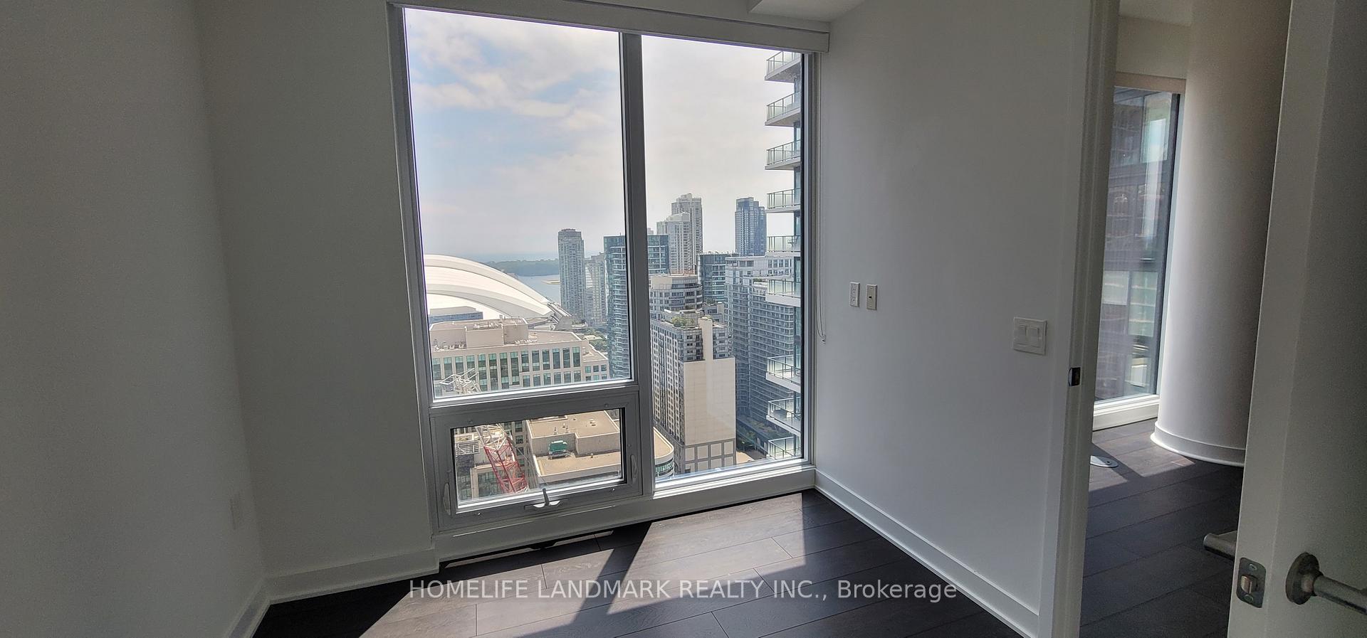Photo 8 of Unit 3202, 125 Blue Jays Way, Toronto, Waterfront Communities — HOMEH