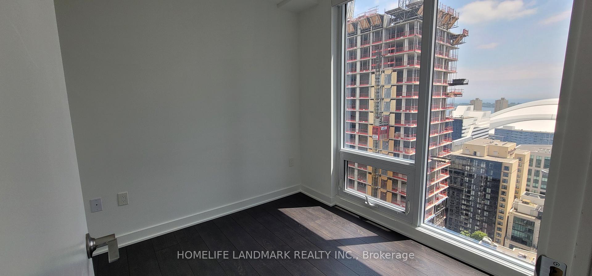 Photo 9 of Unit 3202, 125 Blue Jays Way, Toronto, Waterfront Communities — HOMEH