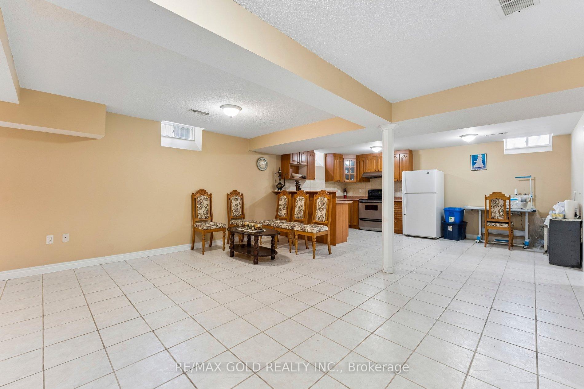 Photo 25 of 74 Avalanche Crescent, Brampton, Bram East — HOMEH