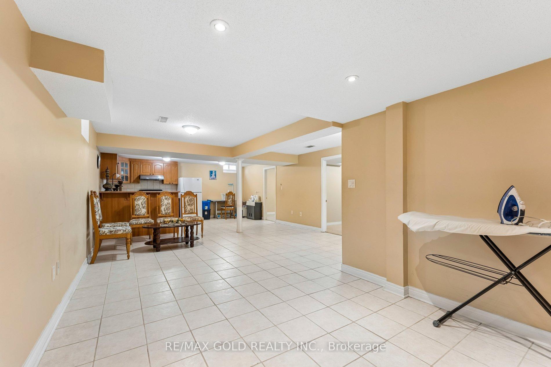 Photo 26 of 74 Avalanche Crescent, Brampton, Bram East — HOMEH