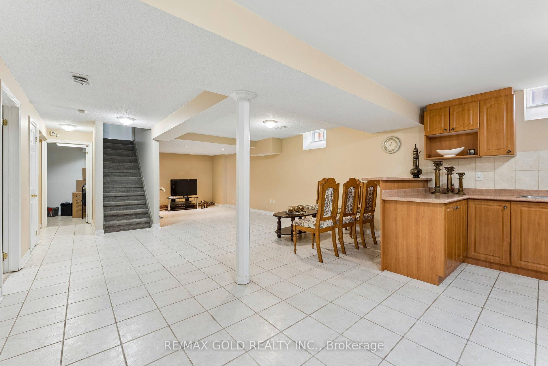 Photo 30 of 74 Avalanche Crescent, Brampton, Bram East — HOMEH