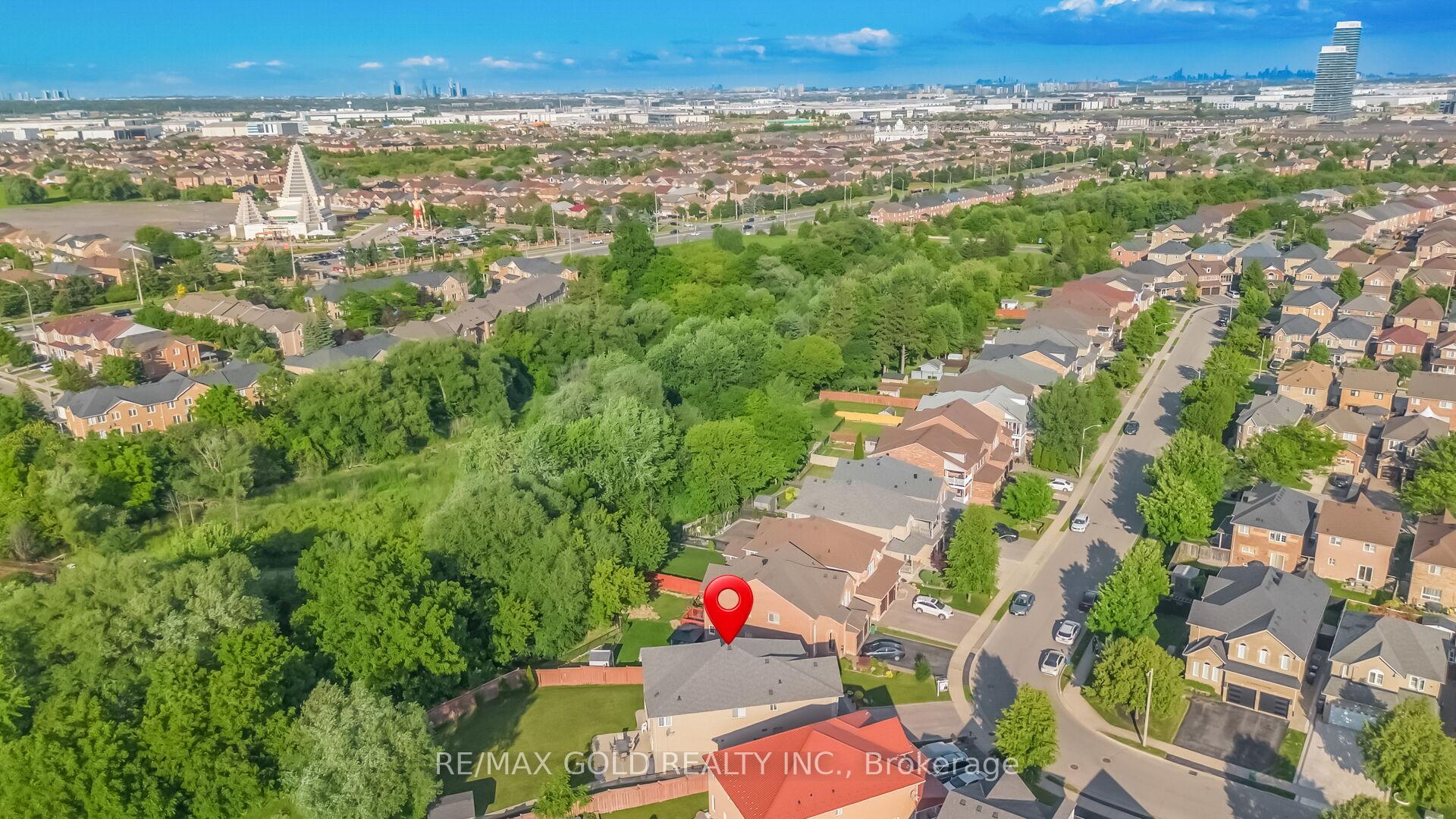 Photo 41 of 74 Avalanche Crescent, Brampton, Bram East — HOMEH
