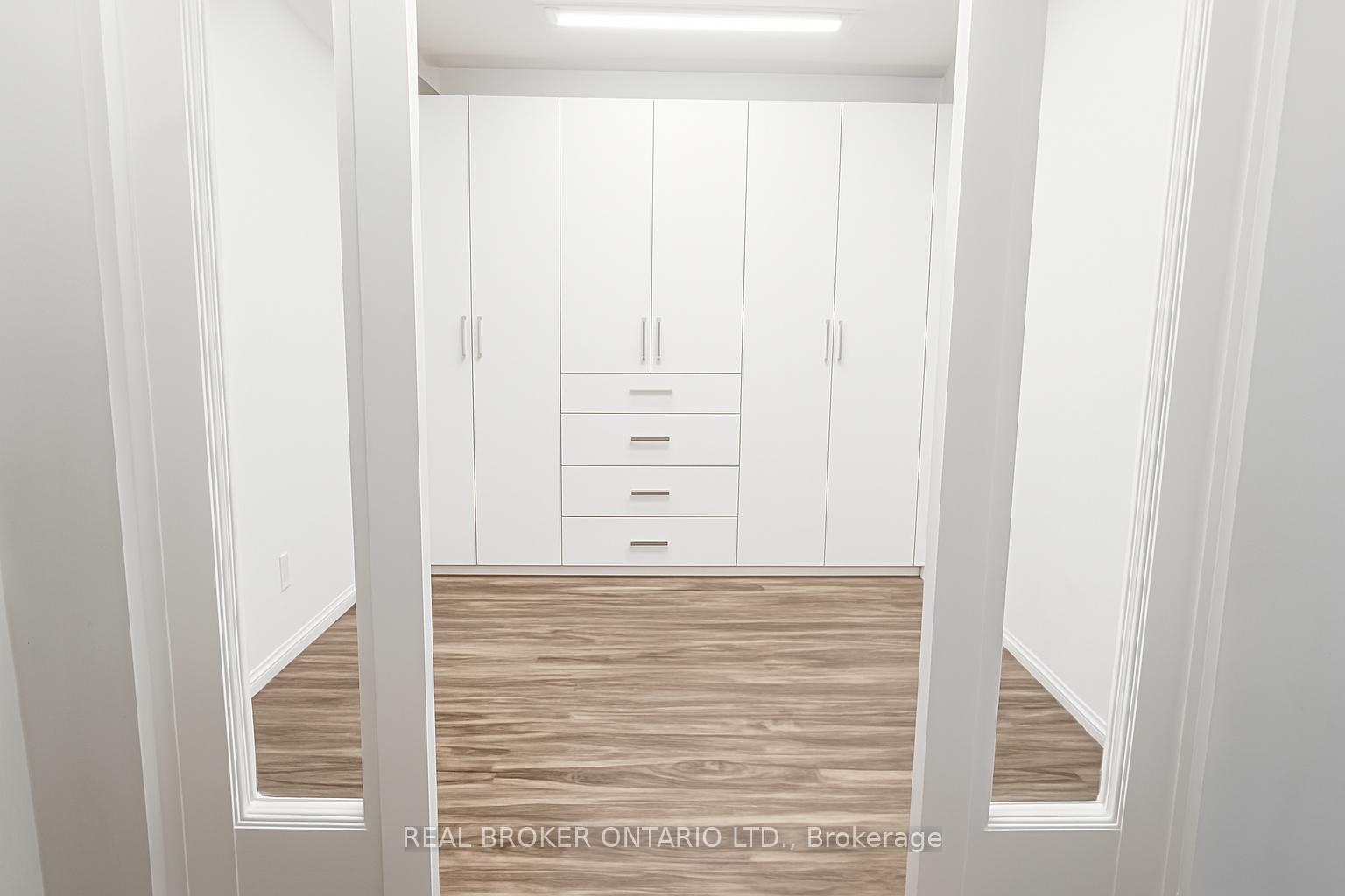 Photo 10 of Unit 2107, 90 Absolute Avenue, Mississauga, City Centre — HOMEH