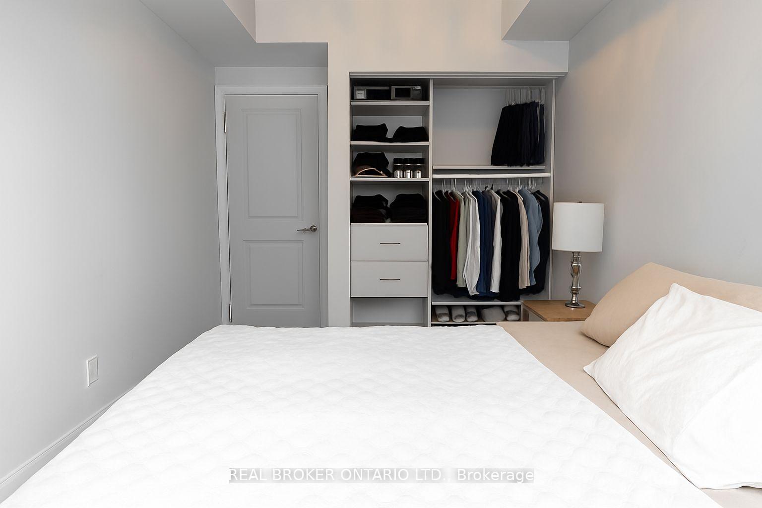 Photo 12 of Unit 2107, 90 Absolute Avenue, Mississauga, City Centre — HOMEH
