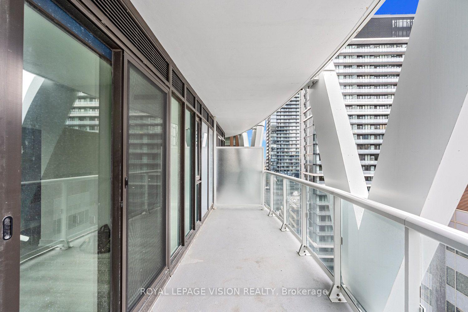 Photo 23 of Unit 3113, 230 Simcoe Street, Toronto, Kensington-Chinatown — HOMEH