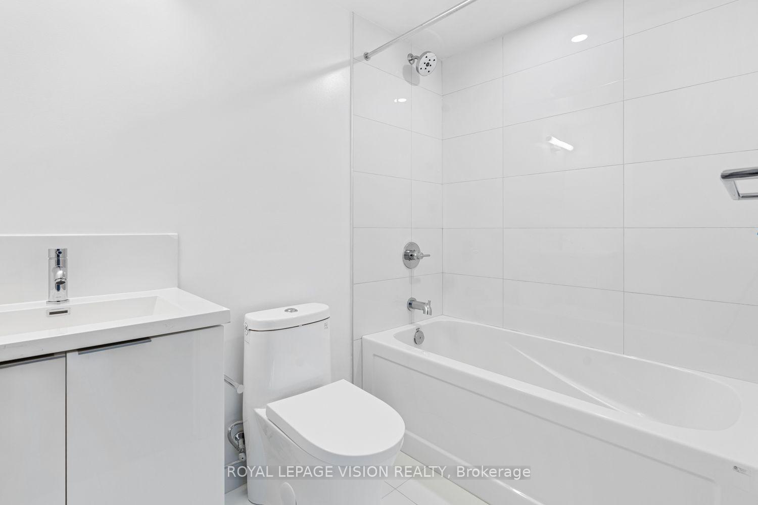 Photo 26 of Unit 3113, 230 Simcoe Street, Toronto, Kensington-Chinatown — HOMEH