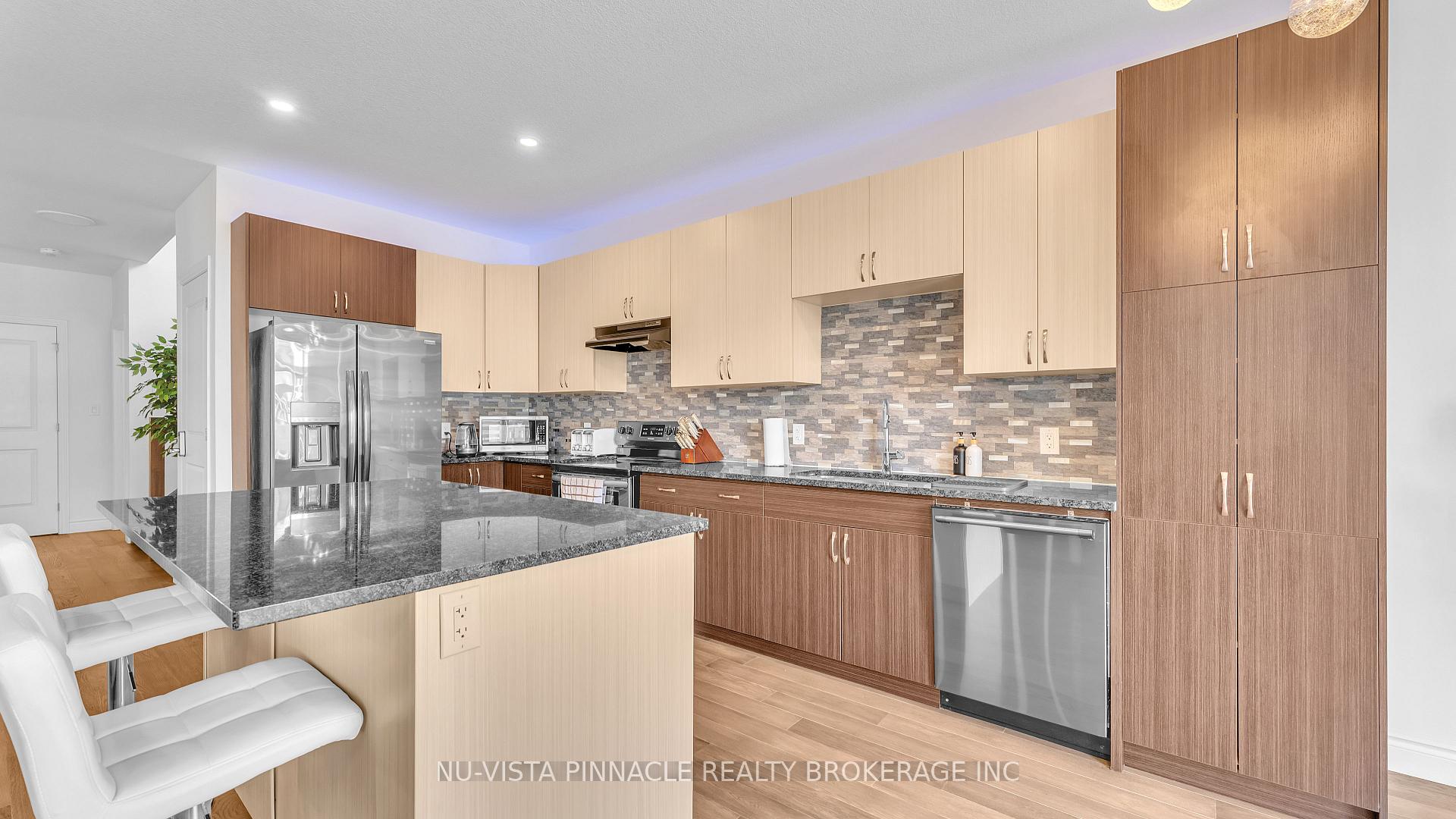 Photo 15 of 1236 Emma Chase, London, North I — HOMEH