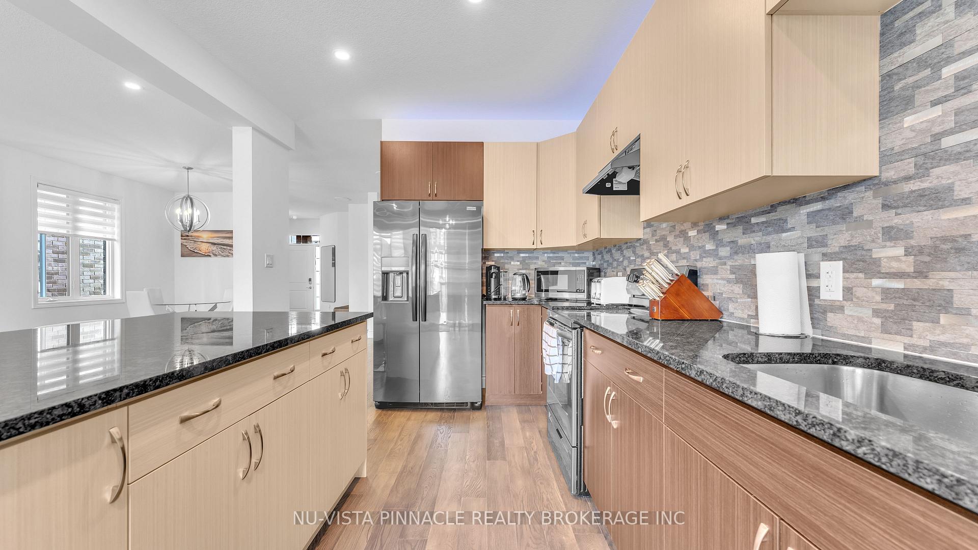 Photo 16 of 1236 Emma Chase, London, North I — HOMEH