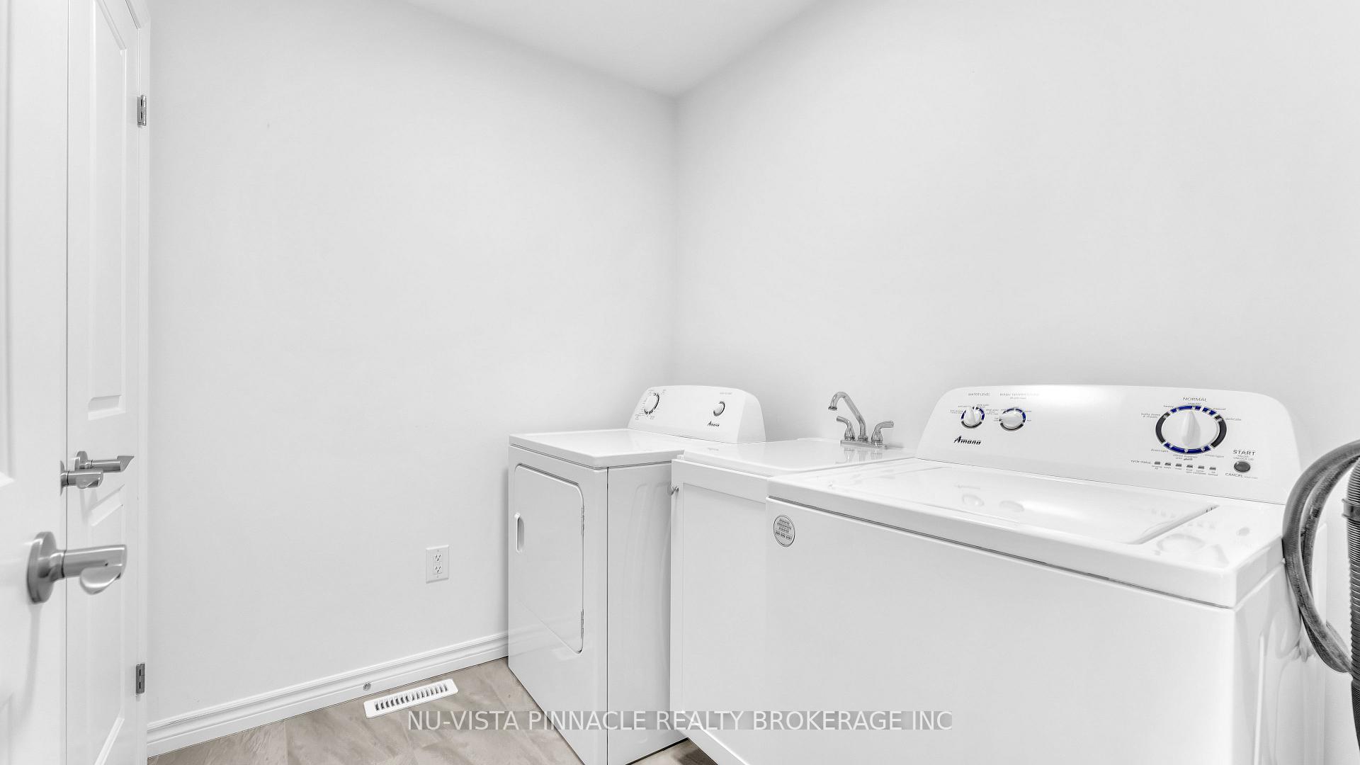 Photo 21 of 1236 Emma Chase, London, North I — HOMEH