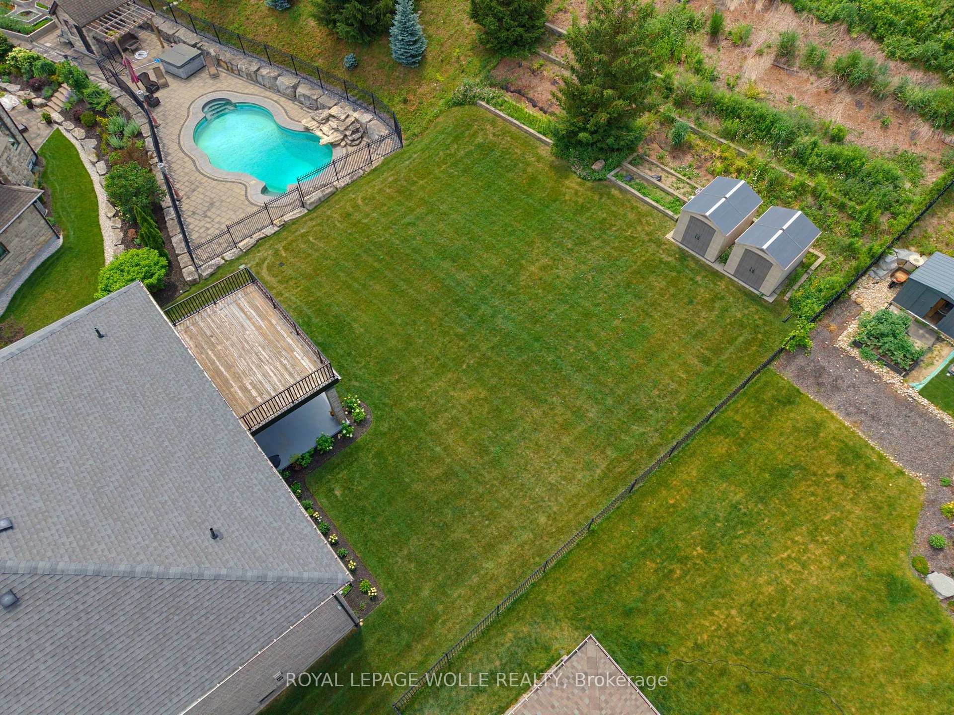 Photo 3 of 38 River Valley Drive, Kitchener, Hidden Valley — HOMEH