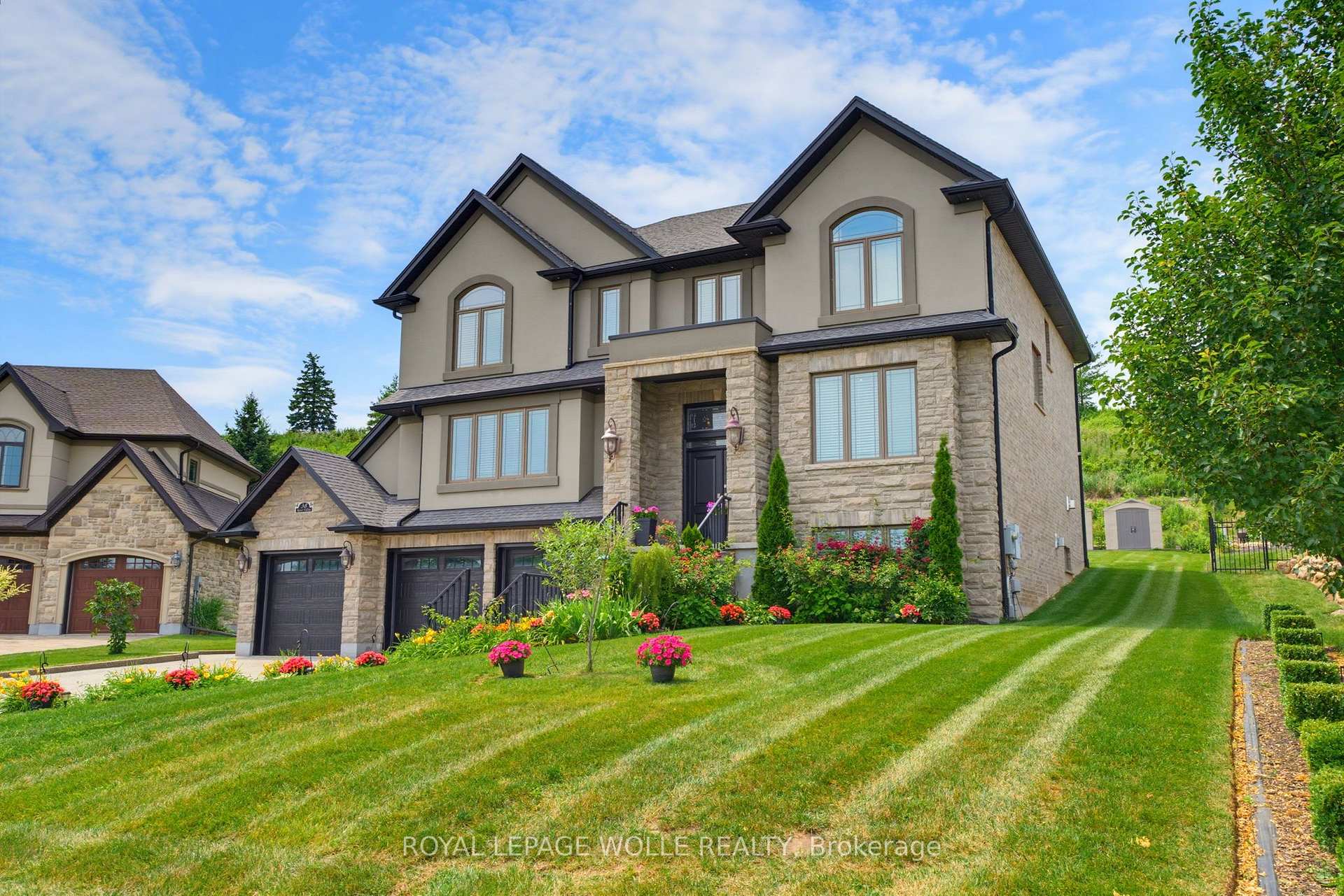 Photo 9 of 38 River Valley Drive, Kitchener, Hidden Valley — HOMEH