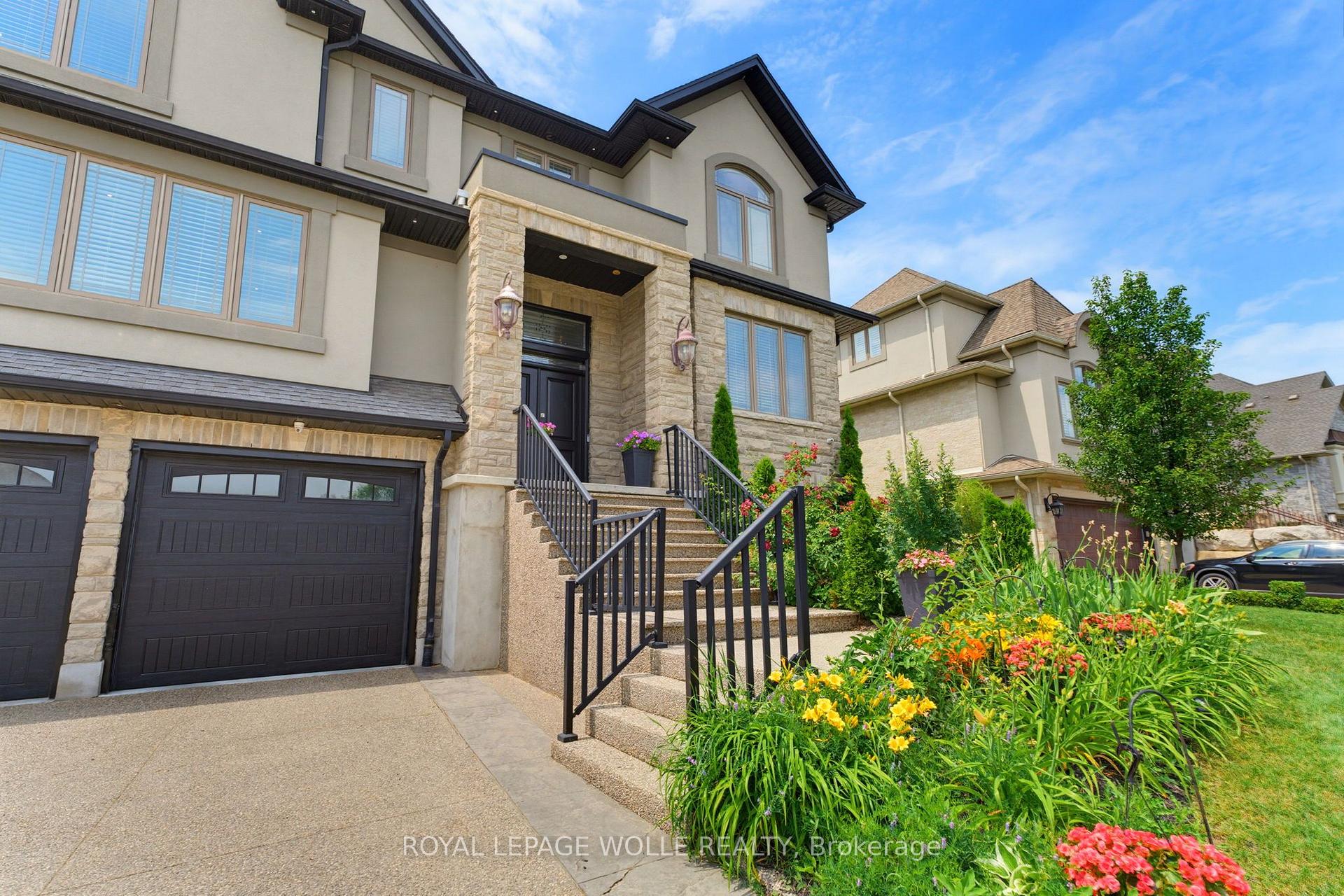 Photo 10 of 38 River Valley Drive, Kitchener, Hidden Valley — HOMEH