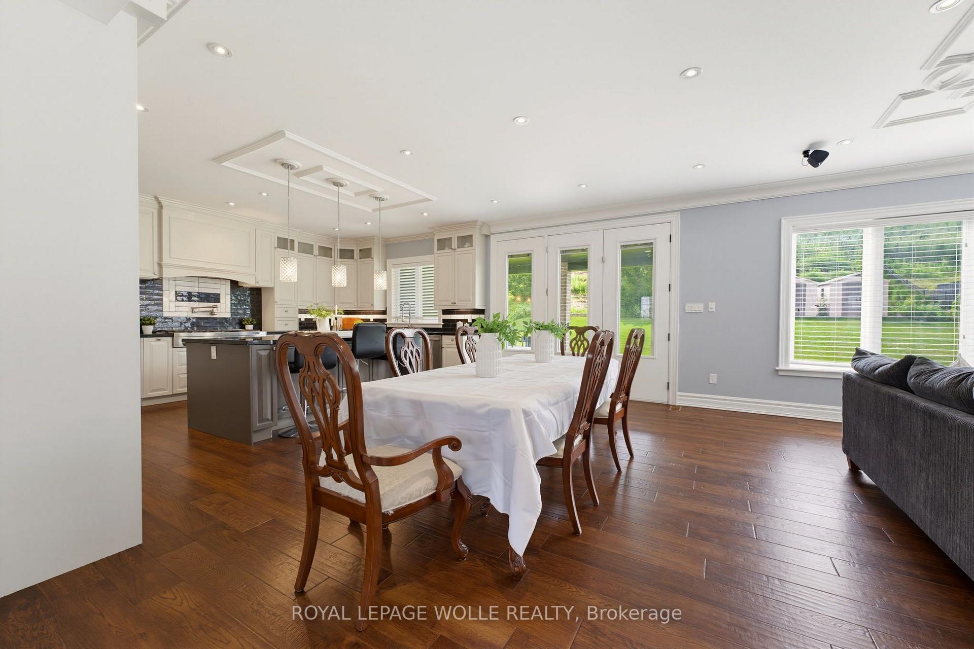 Photo 20 of 38 River Valley Drive, Kitchener, Hidden Valley — HOMEH