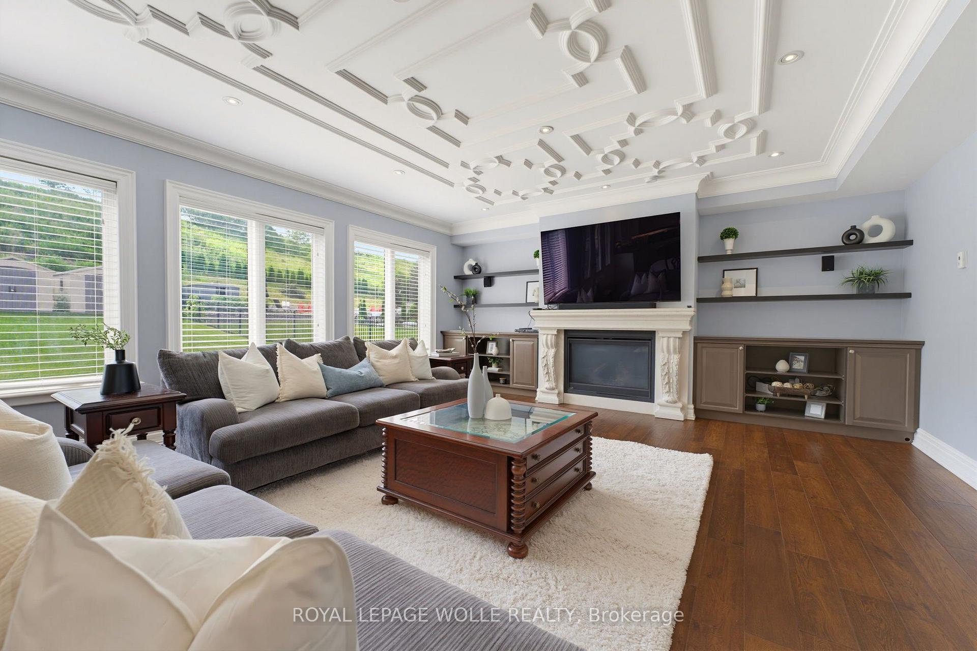 Photo 21 of 38 River Valley Drive, Kitchener, Hidden Valley — HOMEH