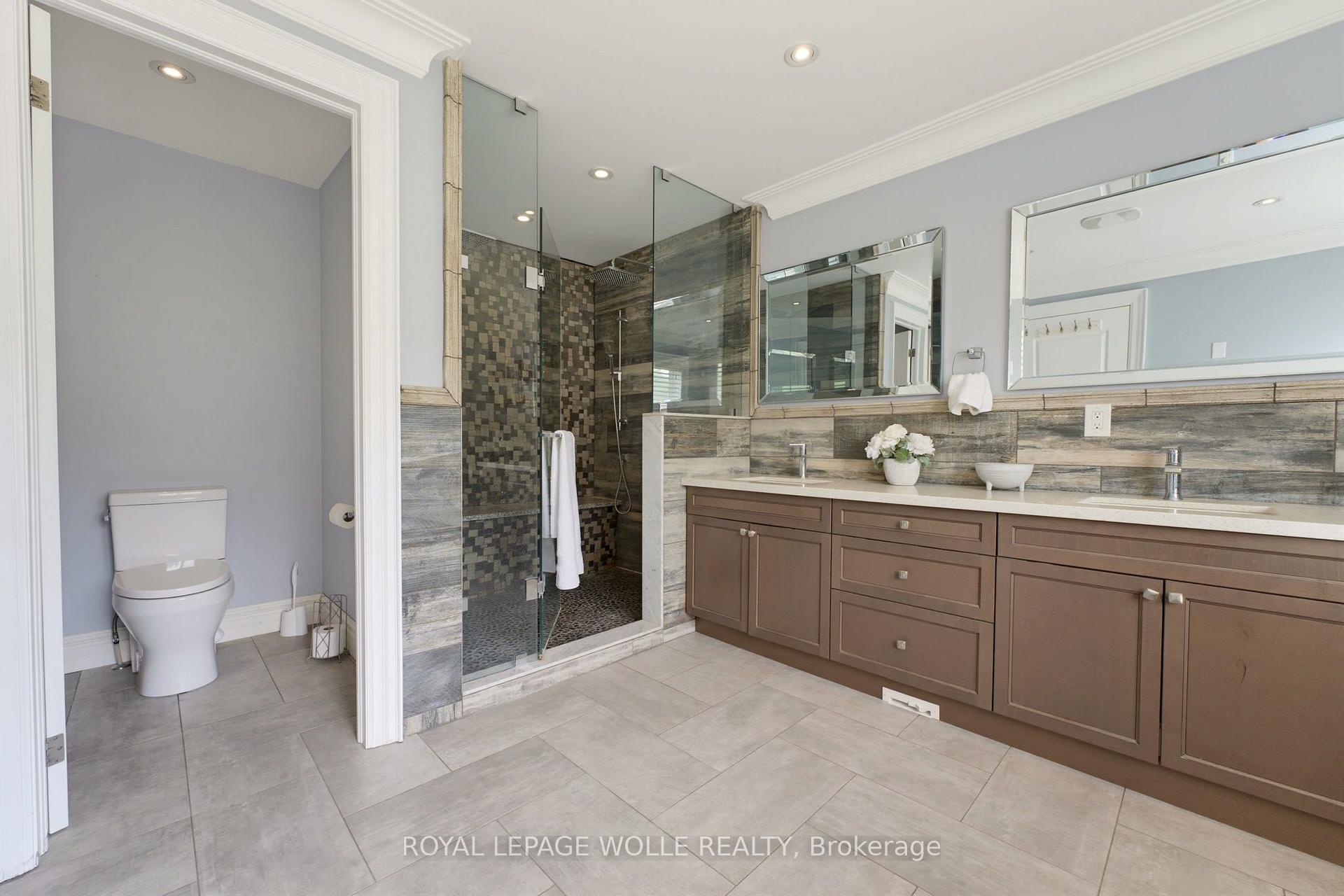 Photo 31 of 38 River Valley Drive, Kitchener, Hidden Valley — HOMEH