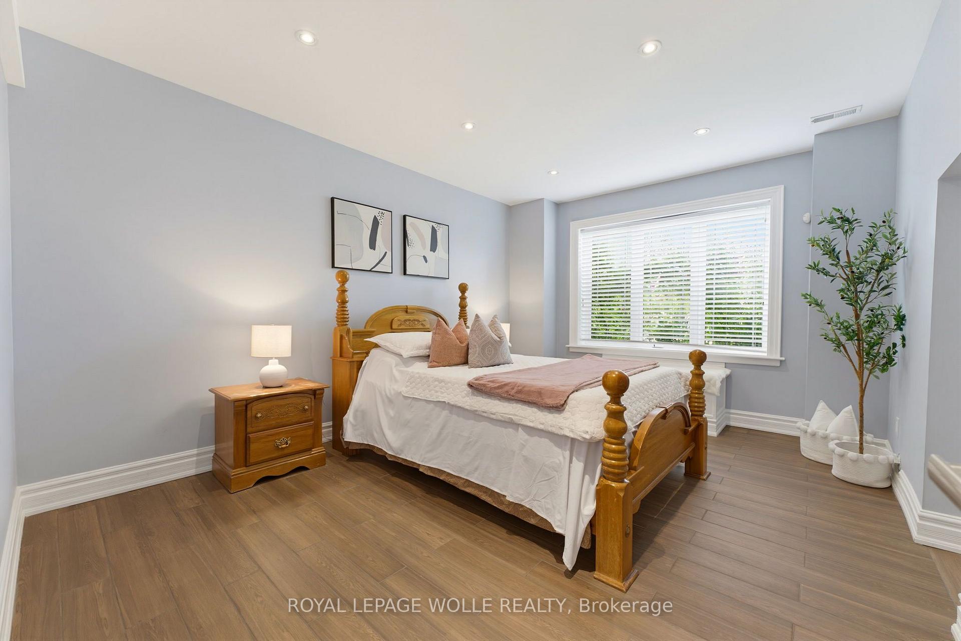 Photo 40 of 38 River Valley Drive, Kitchener, Hidden Valley — HOMEH