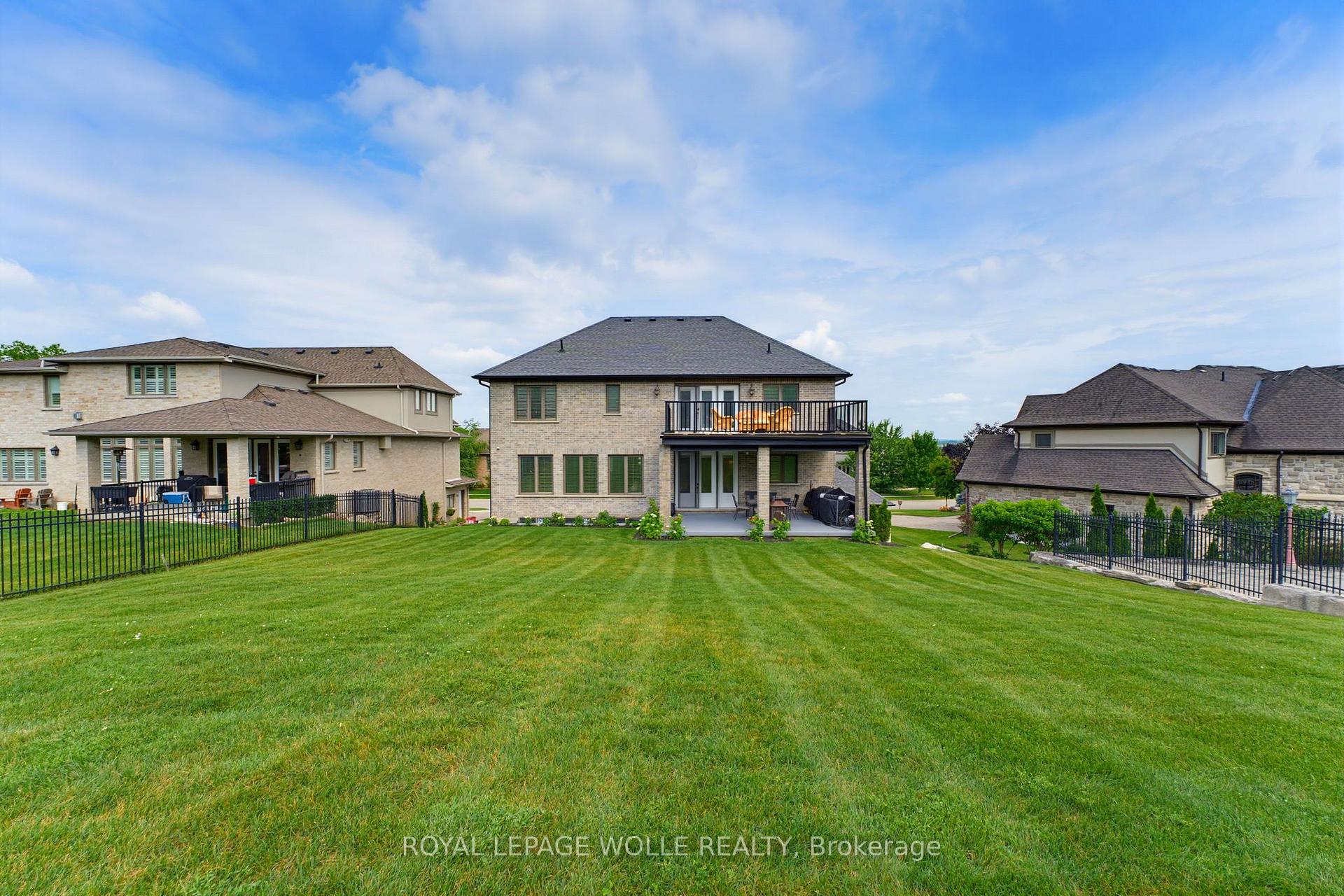 Photo 47 of 38 River Valley Drive, Kitchener, Hidden Valley — HOMEH