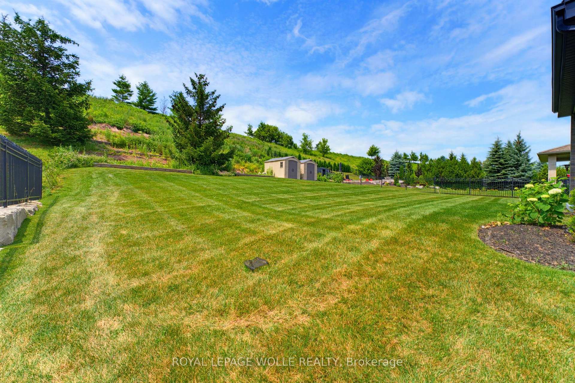 Photo 49 of 38 River Valley Drive, Kitchener, Hidden Valley — HOMEH