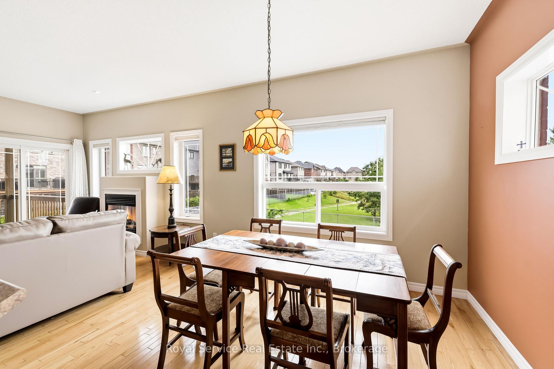 Photo 7 of 179 Fenning Drive, Clarington, Courtice — HOMEH