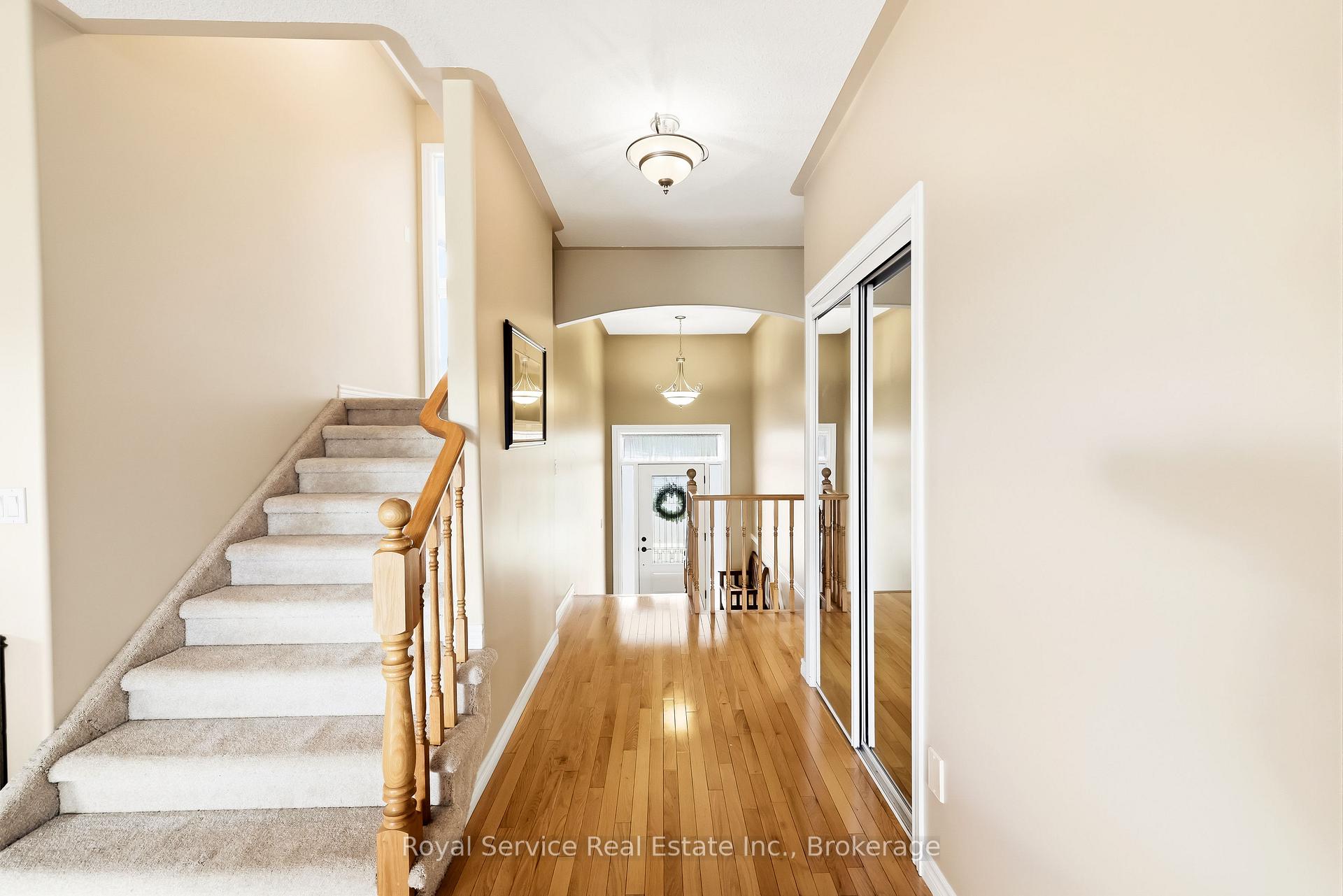 Photo 10 of 179 Fenning Drive, Clarington, Courtice — HOMEH