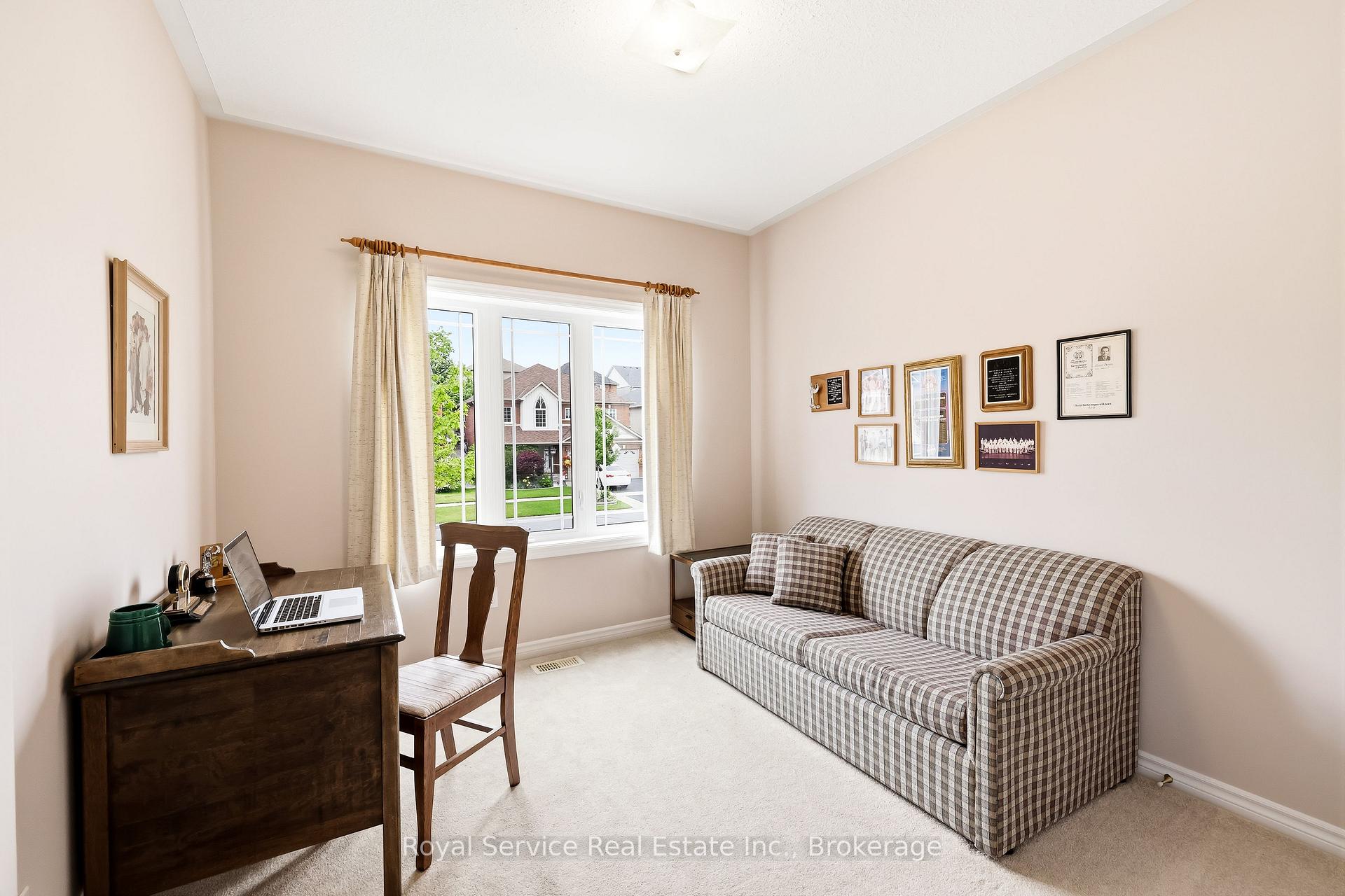 Photo 16 of 179 Fenning Drive, Clarington, Courtice — HOMEH