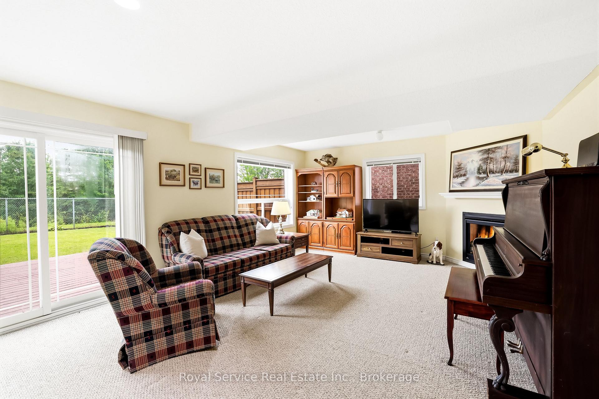 Photo 22 of 179 Fenning Drive, Clarington, Courtice — HOMEH