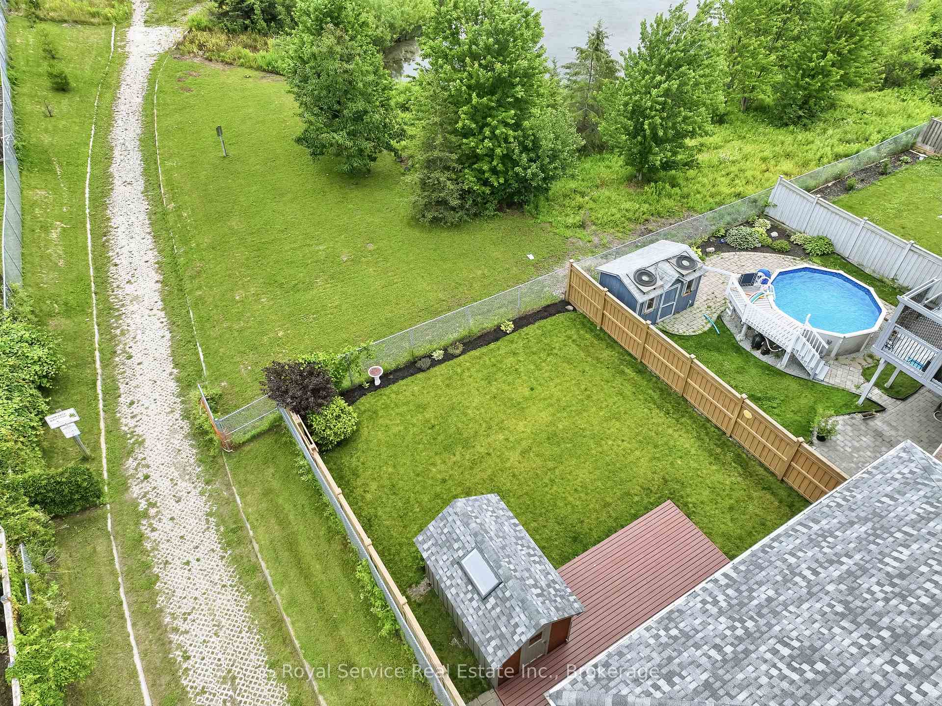 Photo 38 of 179 Fenning Drive, Clarington, Courtice — HOMEH