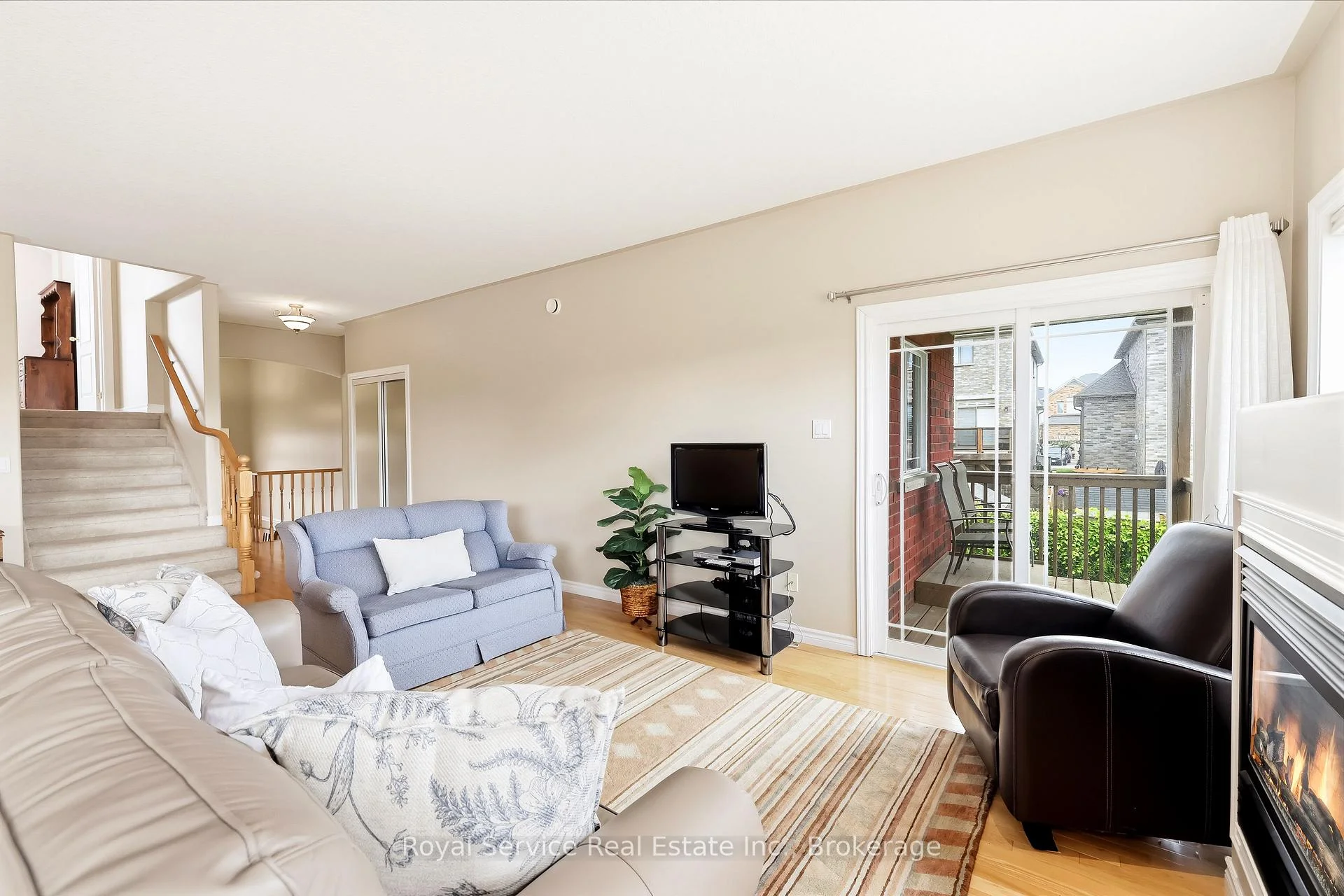 Photo 12 of 179 Fenning Drive, Clarington, Courtice — HOMEH