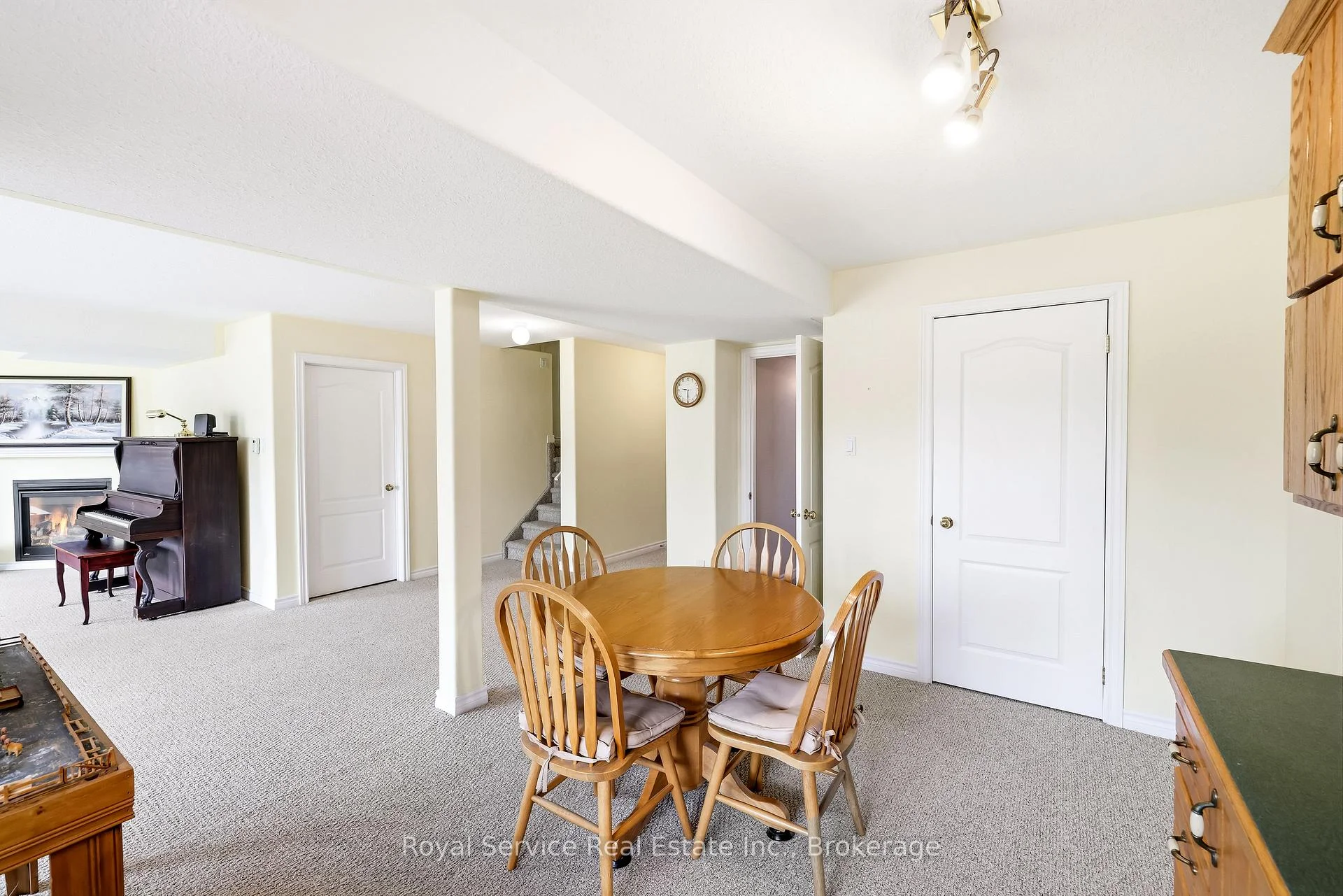 Photo 28 of 179 Fenning Drive, Clarington, Courtice — HOMEH