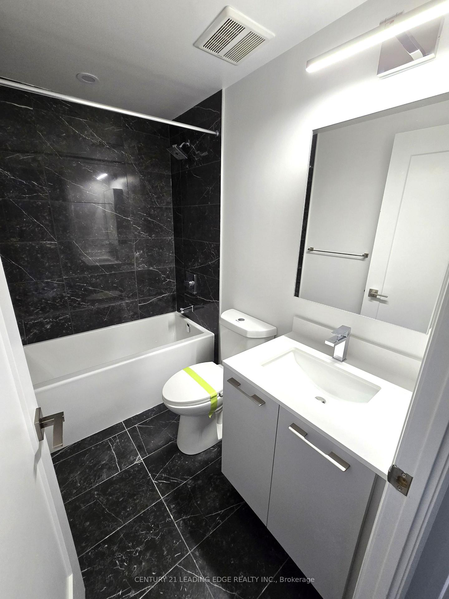 Photo 10 of Unit 1101, 8 Water Walk Drive, Markham, Unionville — HOMEH